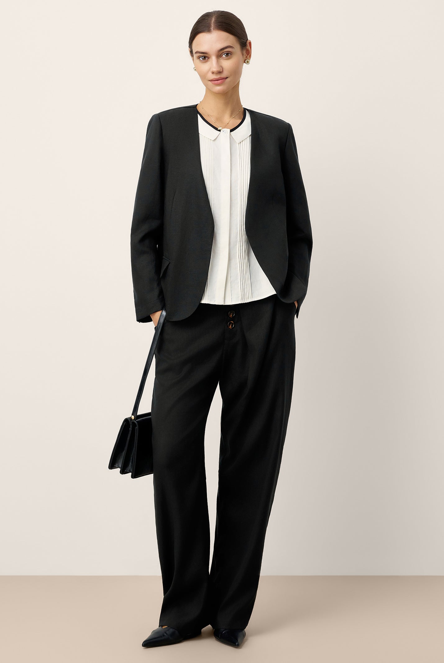 Linen-Lyocell Relaxed V-neck Tailored Blazer VERITY by LINTICO for women