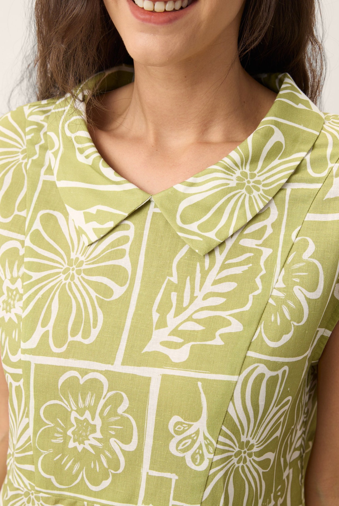 Linen Geometric Floral Peter-Pan Collar Midi Dress FABIENNE by LINTICO for women