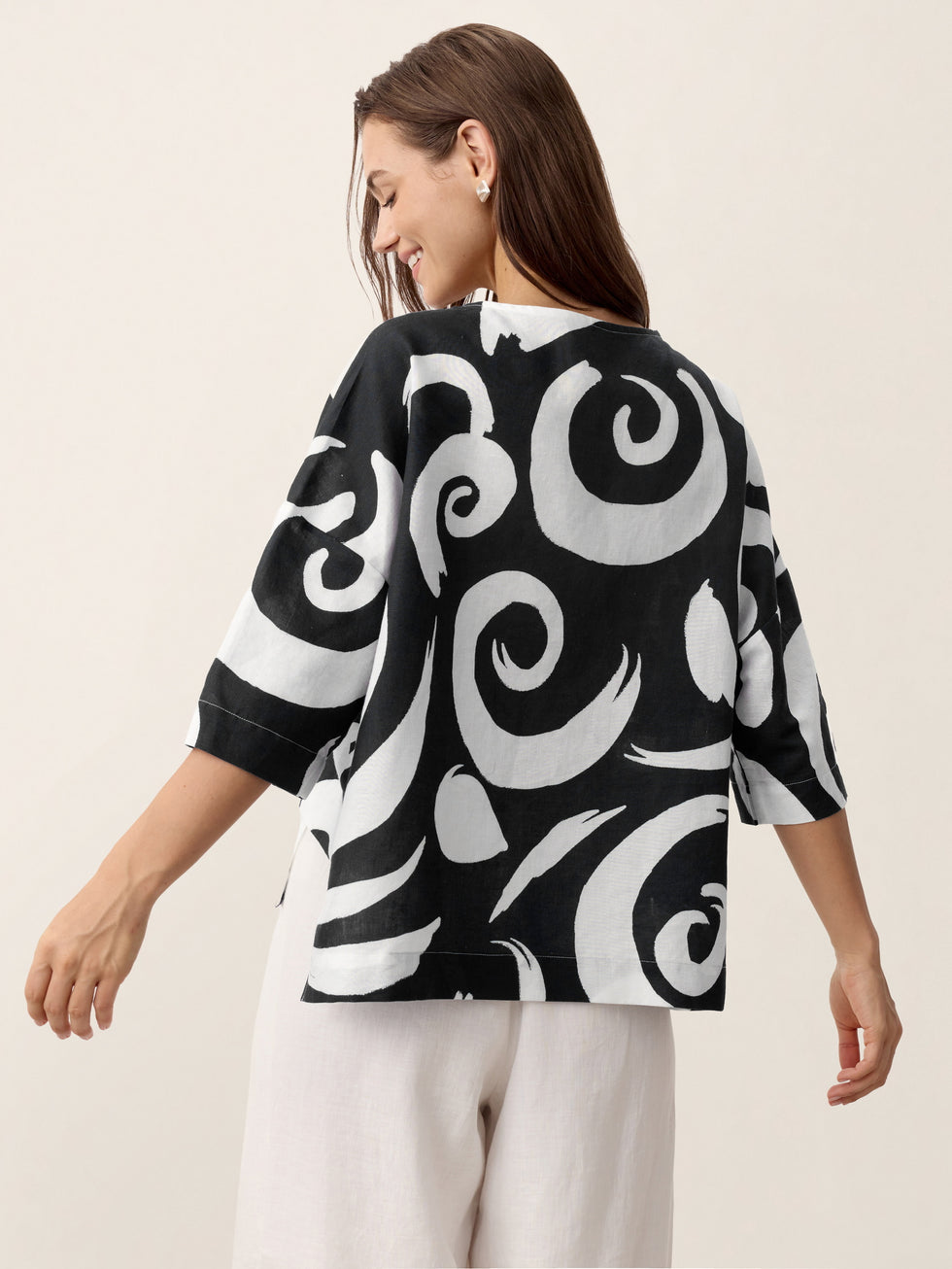 Linen Layered Asymmetric Top NOREEN by LINTICO for women
