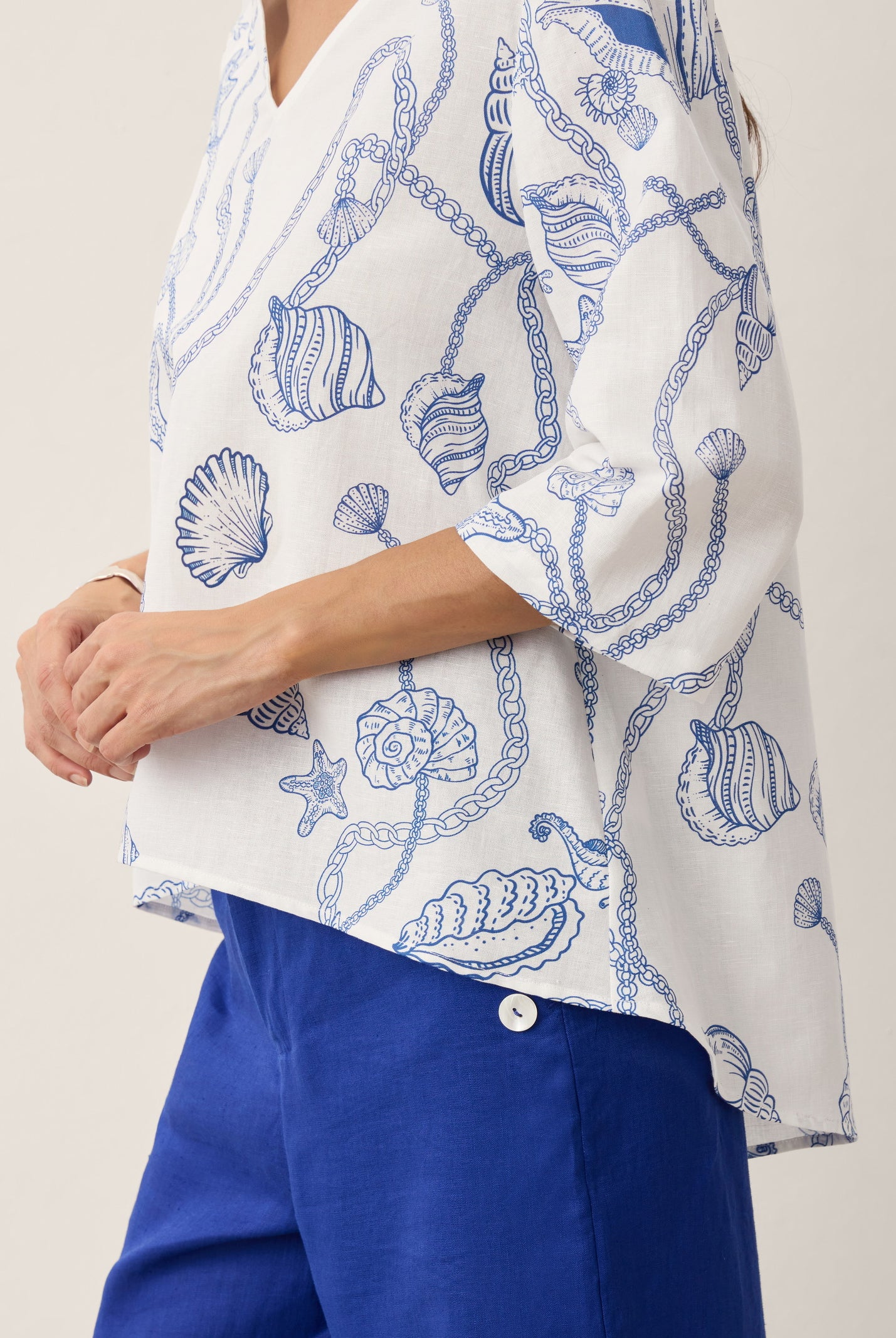 Linen Marine Curio Print High-Low Overtop CERELIA by LINTICO for women