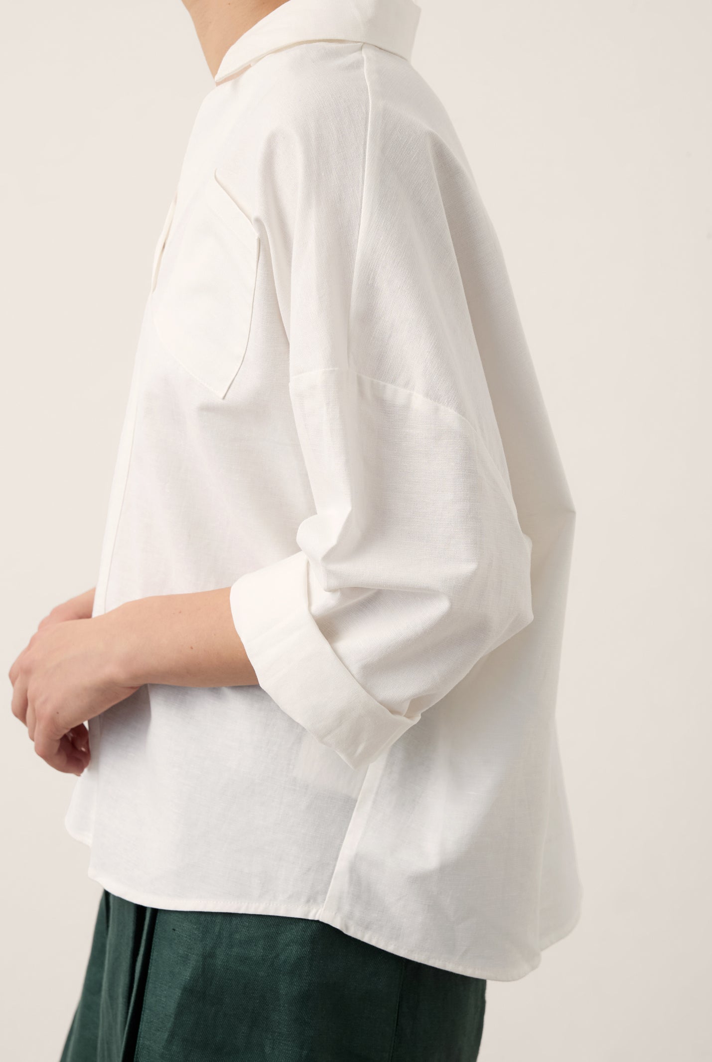 Linen Oversized Fit Pocket Shirt ELOWEN by LINTICO for women