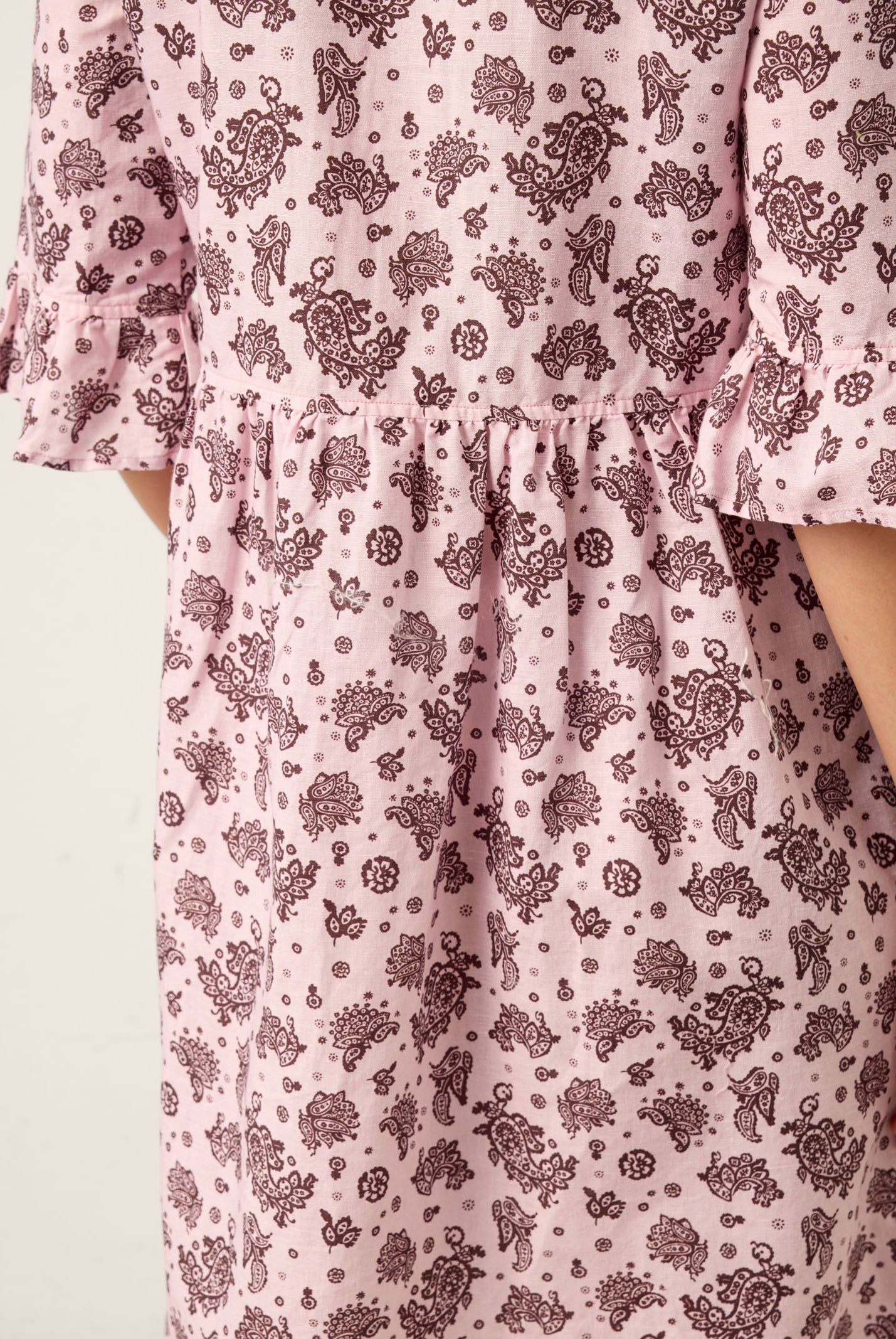Linen Paisley Pintucked Ruffle-Cuff Midi Dress MAELYN by LINTICO for women