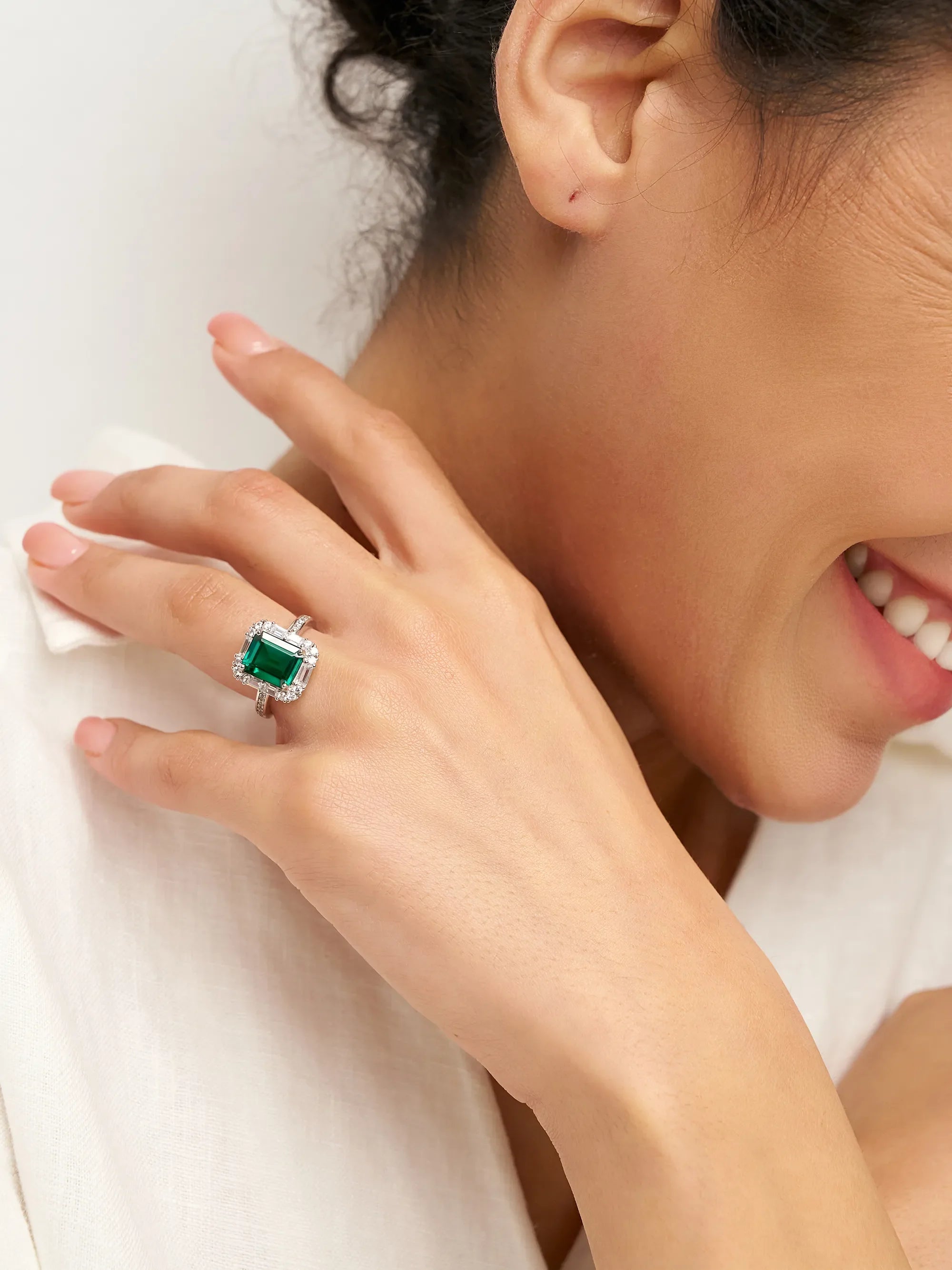 Exquisite Emerald Ring - Shadow Fairy - One-Size - ACCESSORIES-Jewelry