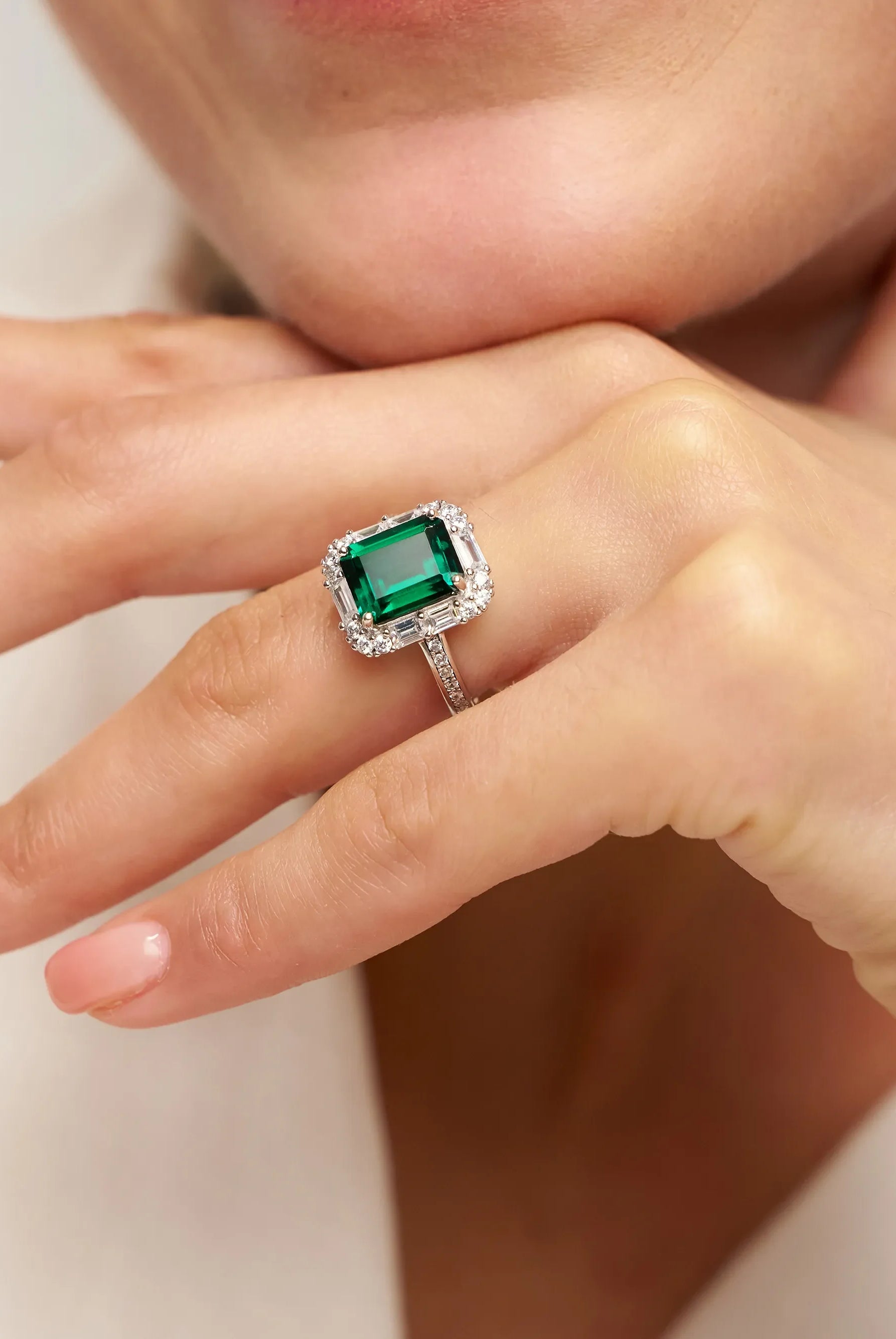 Exquisite Emerald Ring - Shadow Fairy - One-Size - ACCESSORIES-Jewelry