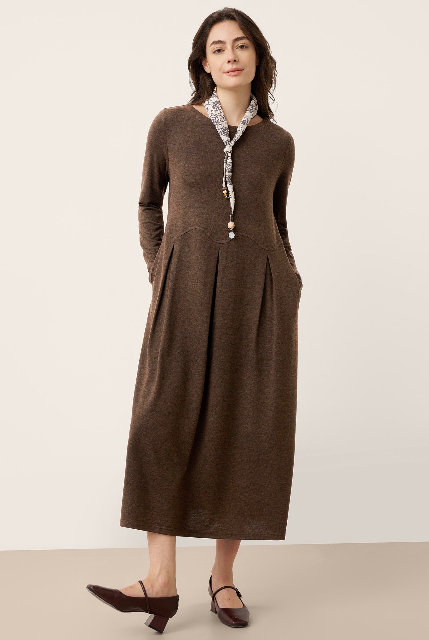 LINTICO women's wool outfit with maxi dress and midi dress
