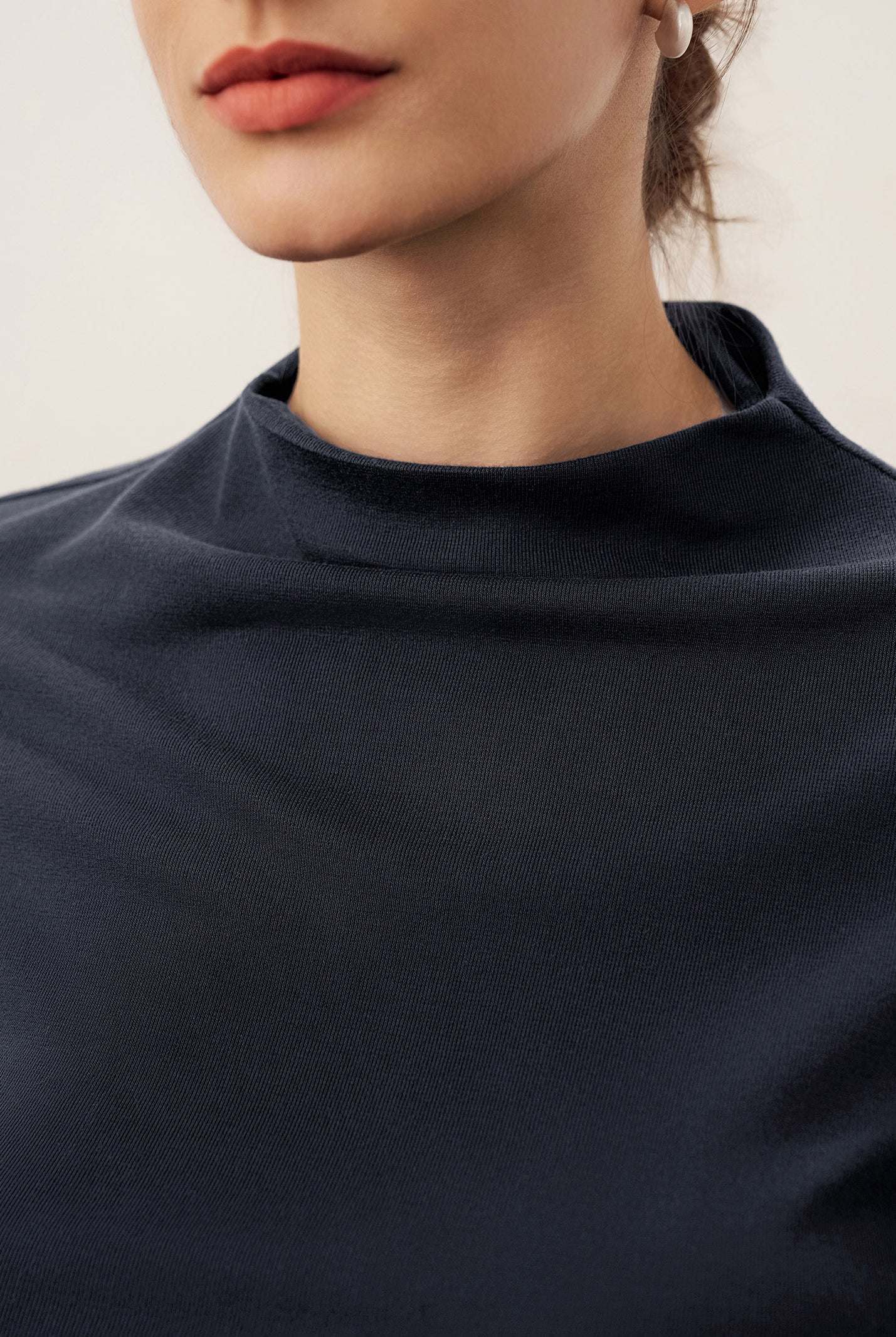 Wool Mock Neck Waist Pleat Top ISOLDE by LINTICO for women