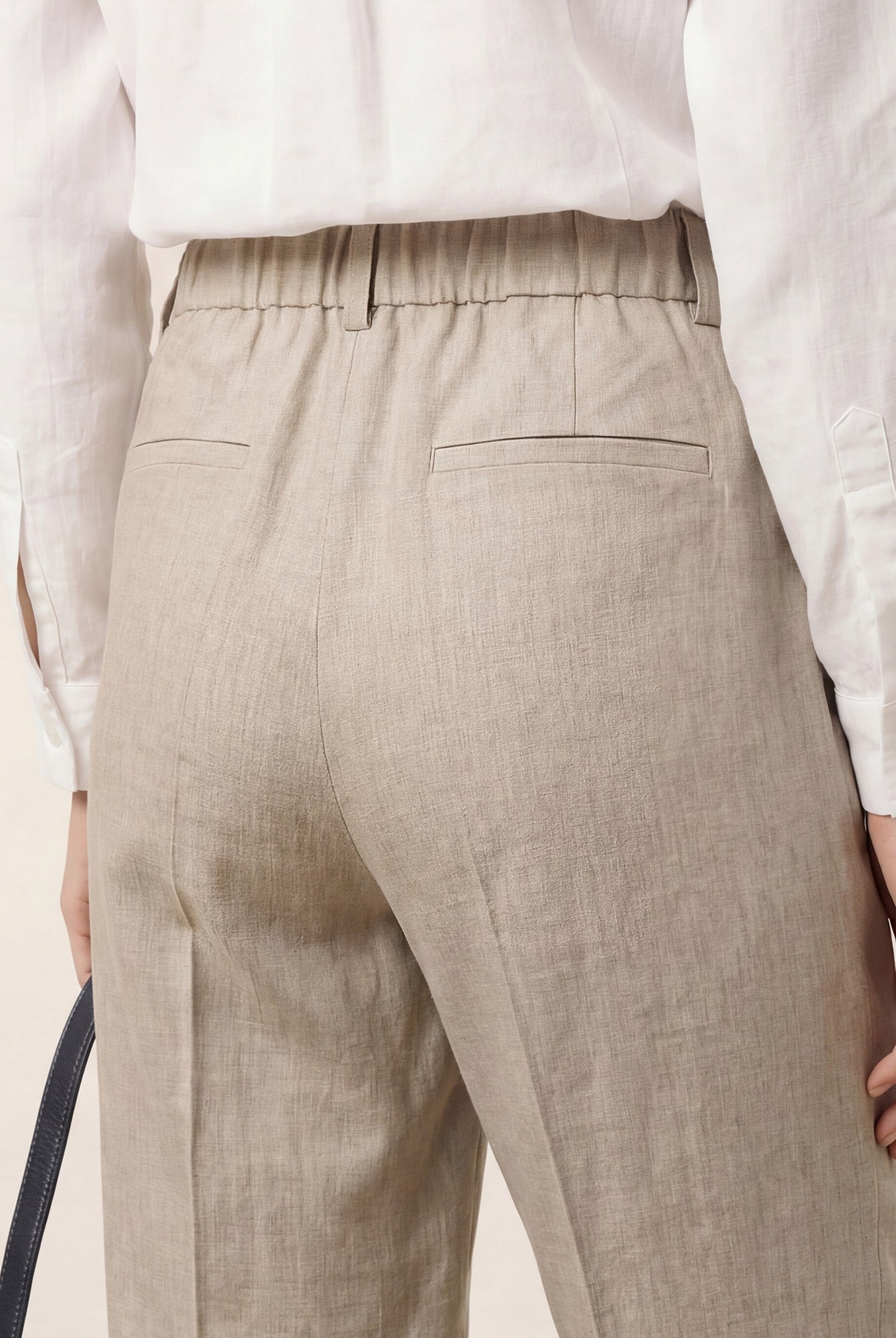 Linen Tailored Straight Cropped Pants LOGAN by LINTICO, model styling for women