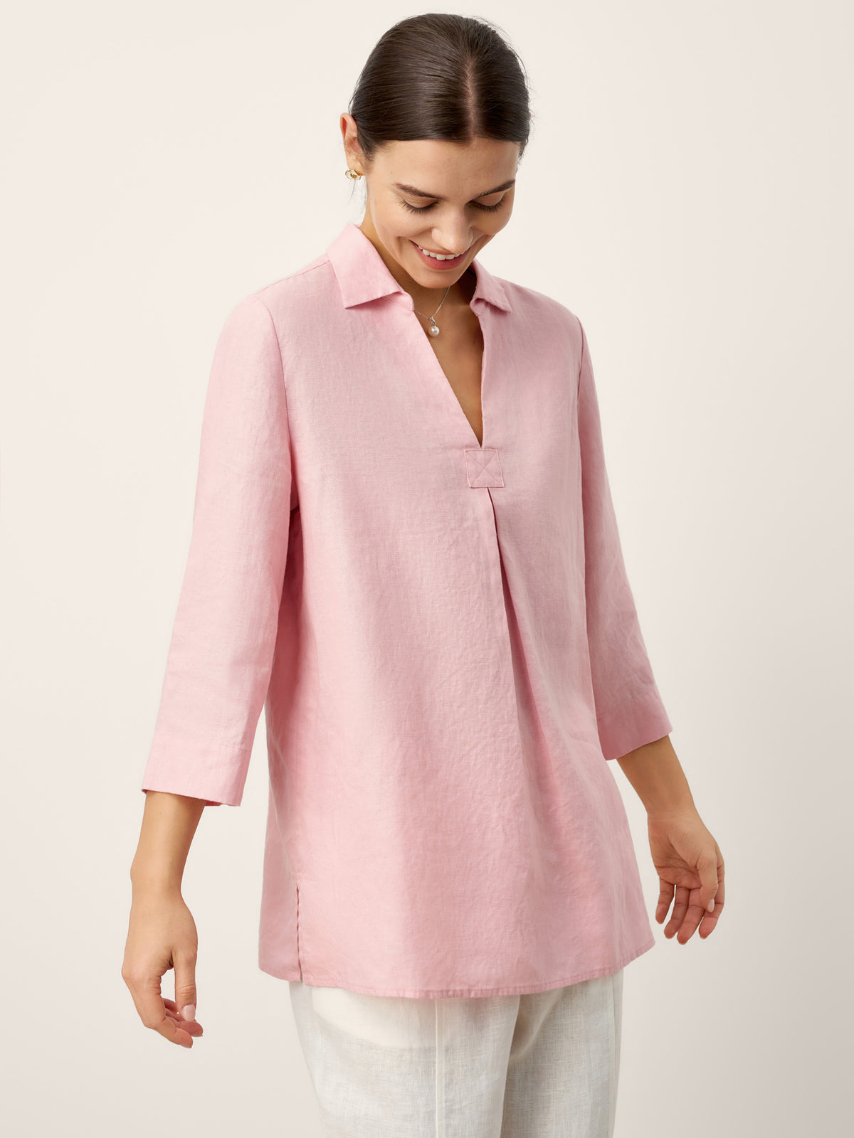 100% Linen Layered Lapel V-neck Sculpted Front Pleat Longline Top ODALYS by LINTICO for women