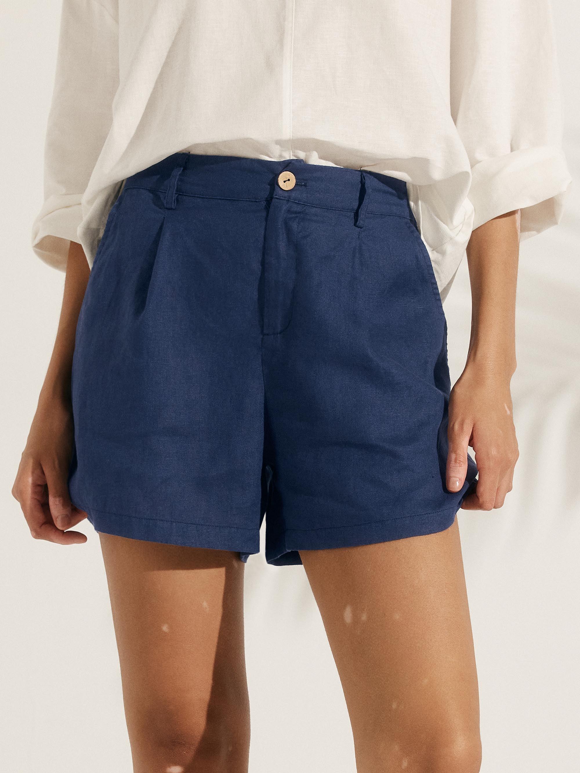 100% Linen Pleated Shorts - BOTTOMS-Linen