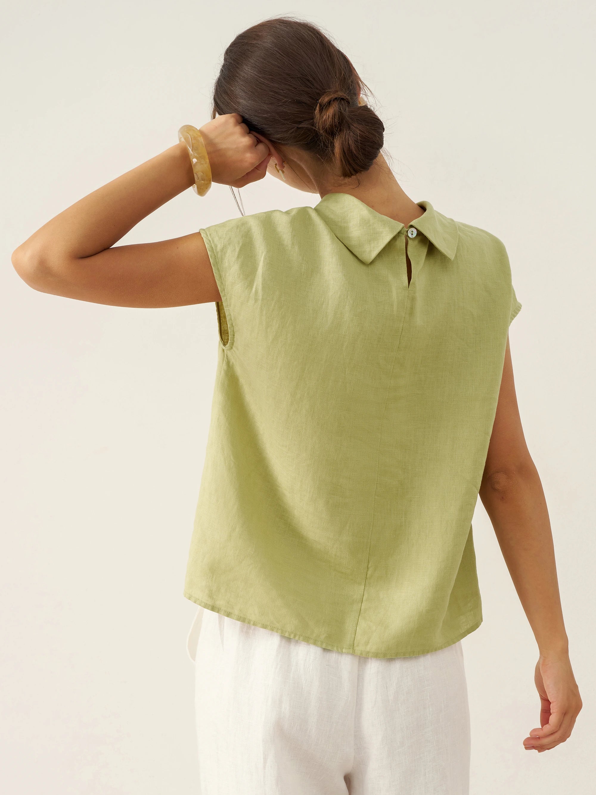 100% Linen Cap Sleeve Soft-Fold Collar Top