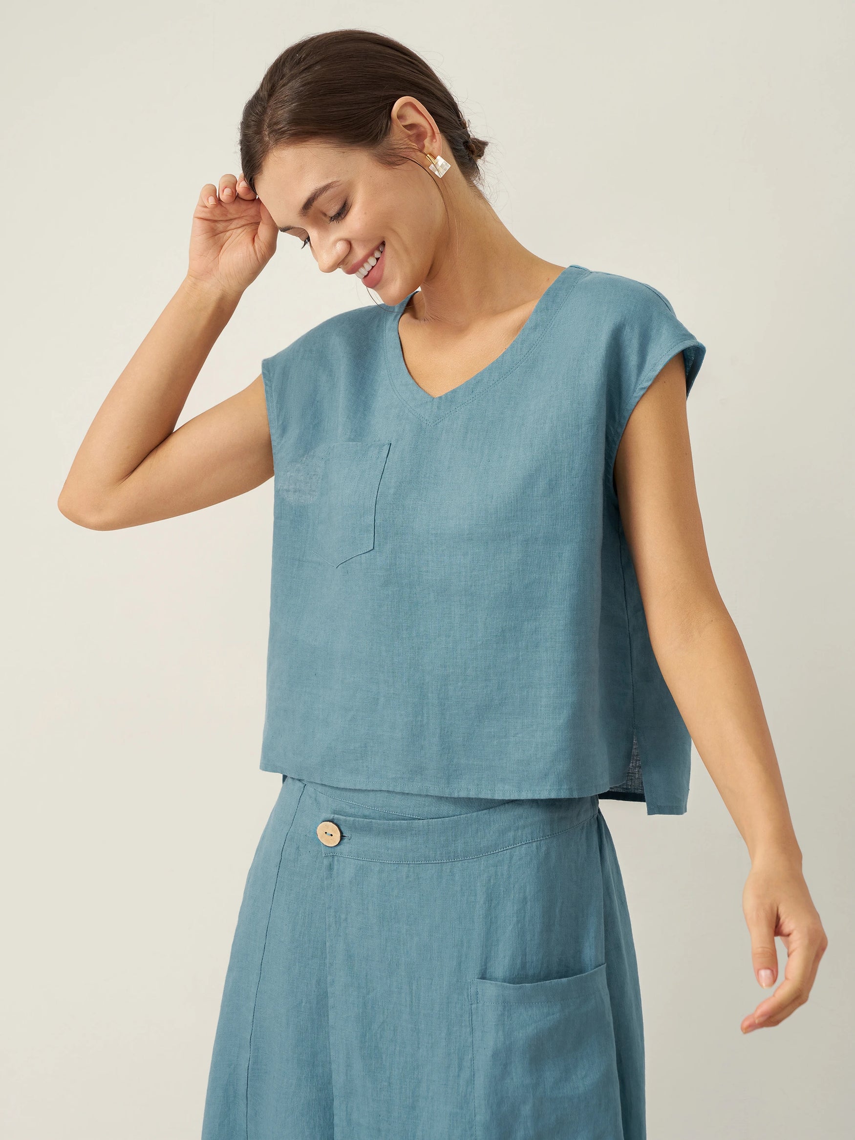 100% Linen V-Neck Cap Sleeve Crop Top FRESSA by LINTICO for women
