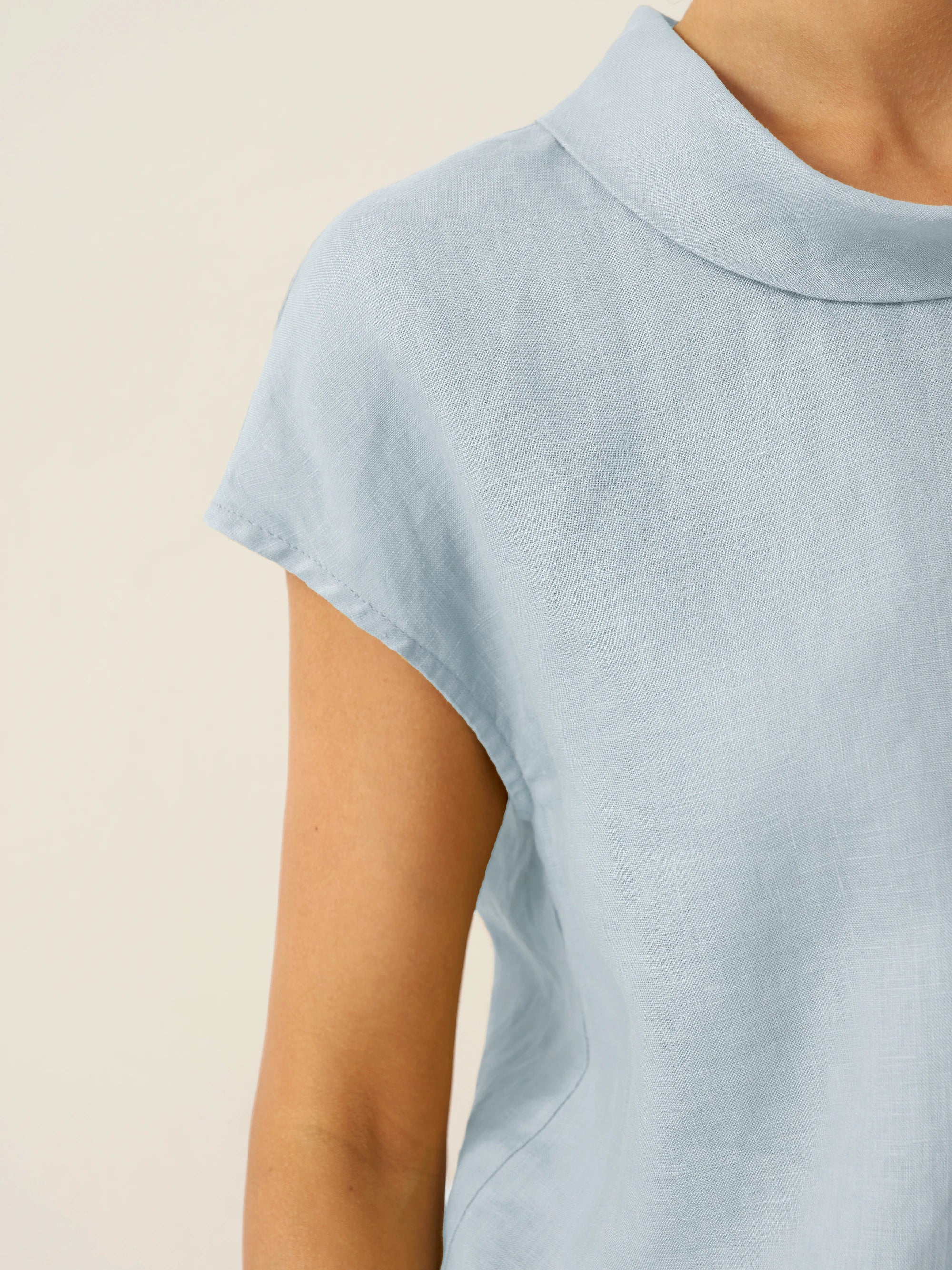 100% Linen Cap Sleeve Soft-Fold Collar Top