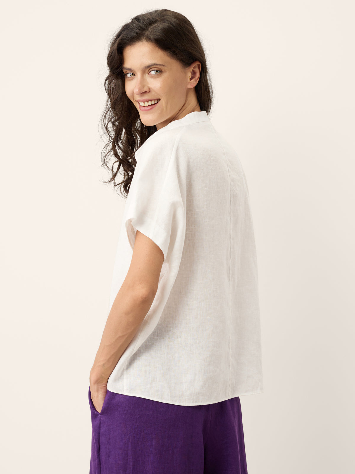 100% Linen Double Ruffle Soft Collar Top VERONICA by LINTICO for women