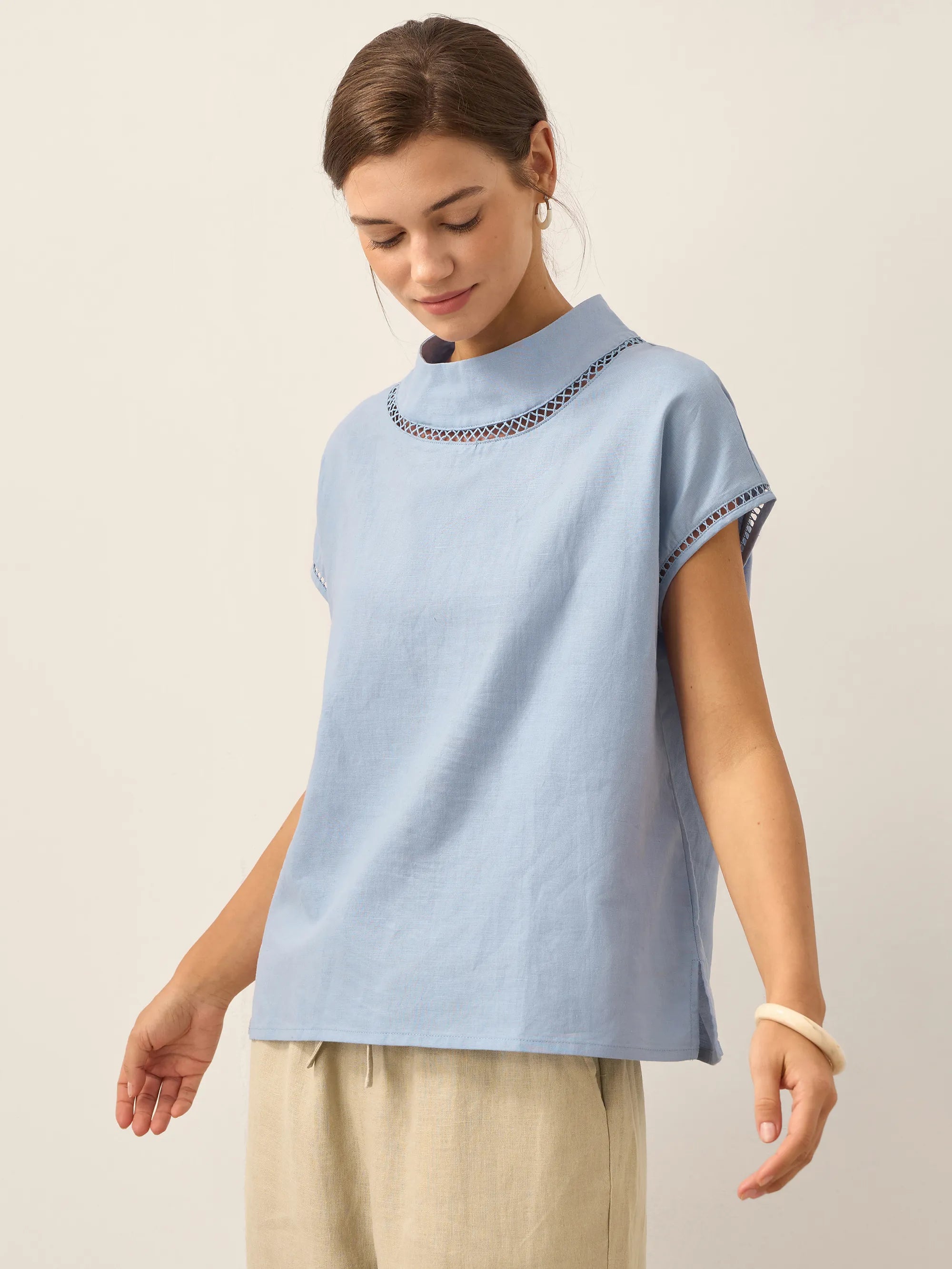 Linen Cutout Turtleneck Top