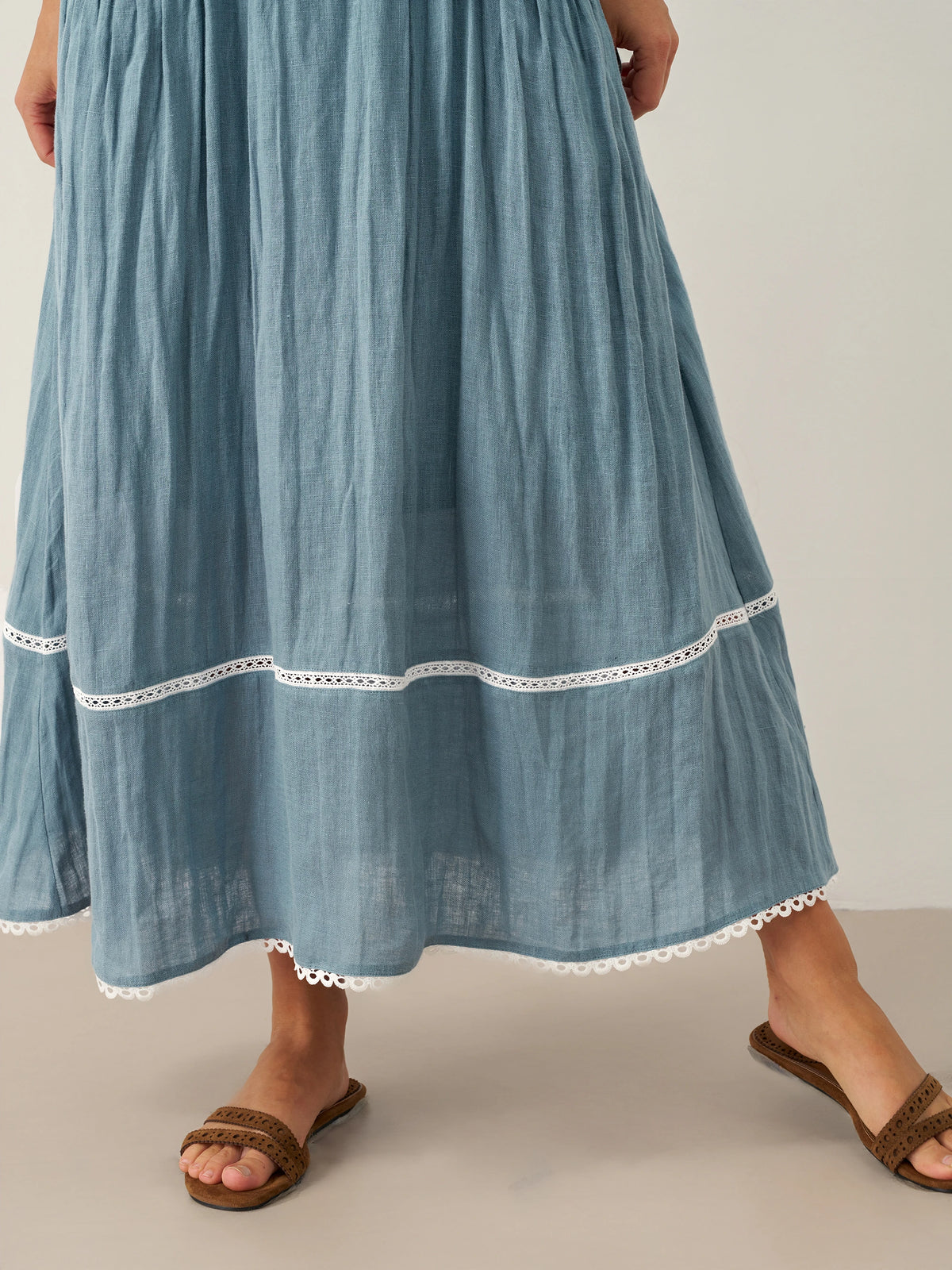 100% Linen Lace-Up Pocket Skirt FENLA by LINTICO for women