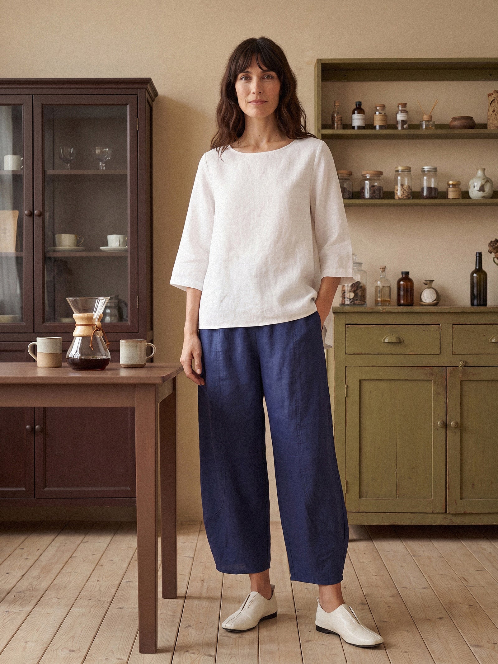 100% Linen Round Neck Asymmetrical Hem Top BRIANNA by LINTICO for women