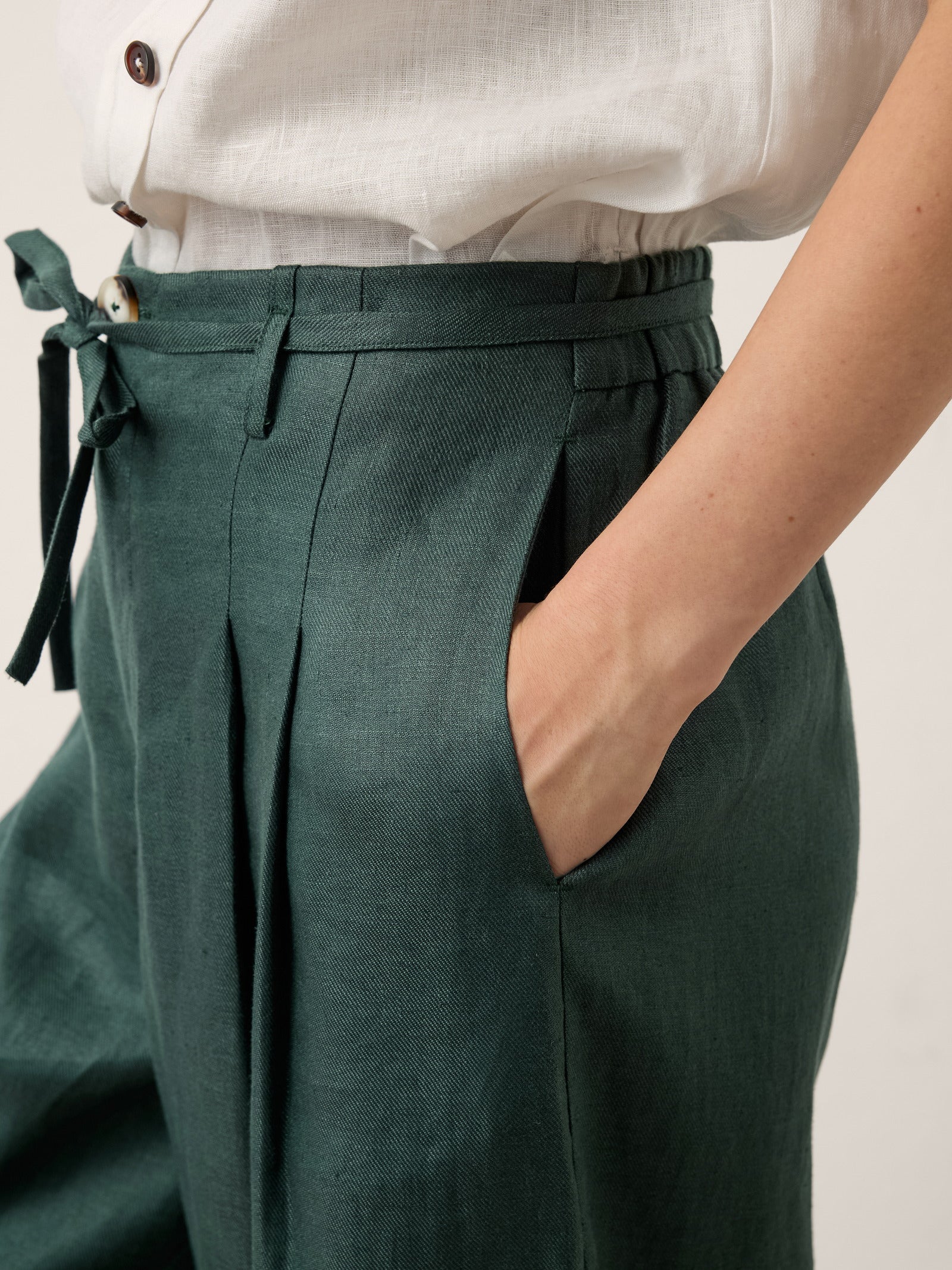 100% Linen Side Tie Elasticated Waist Wide Leg Cropped Pants CAMILLA by LINTICO for women