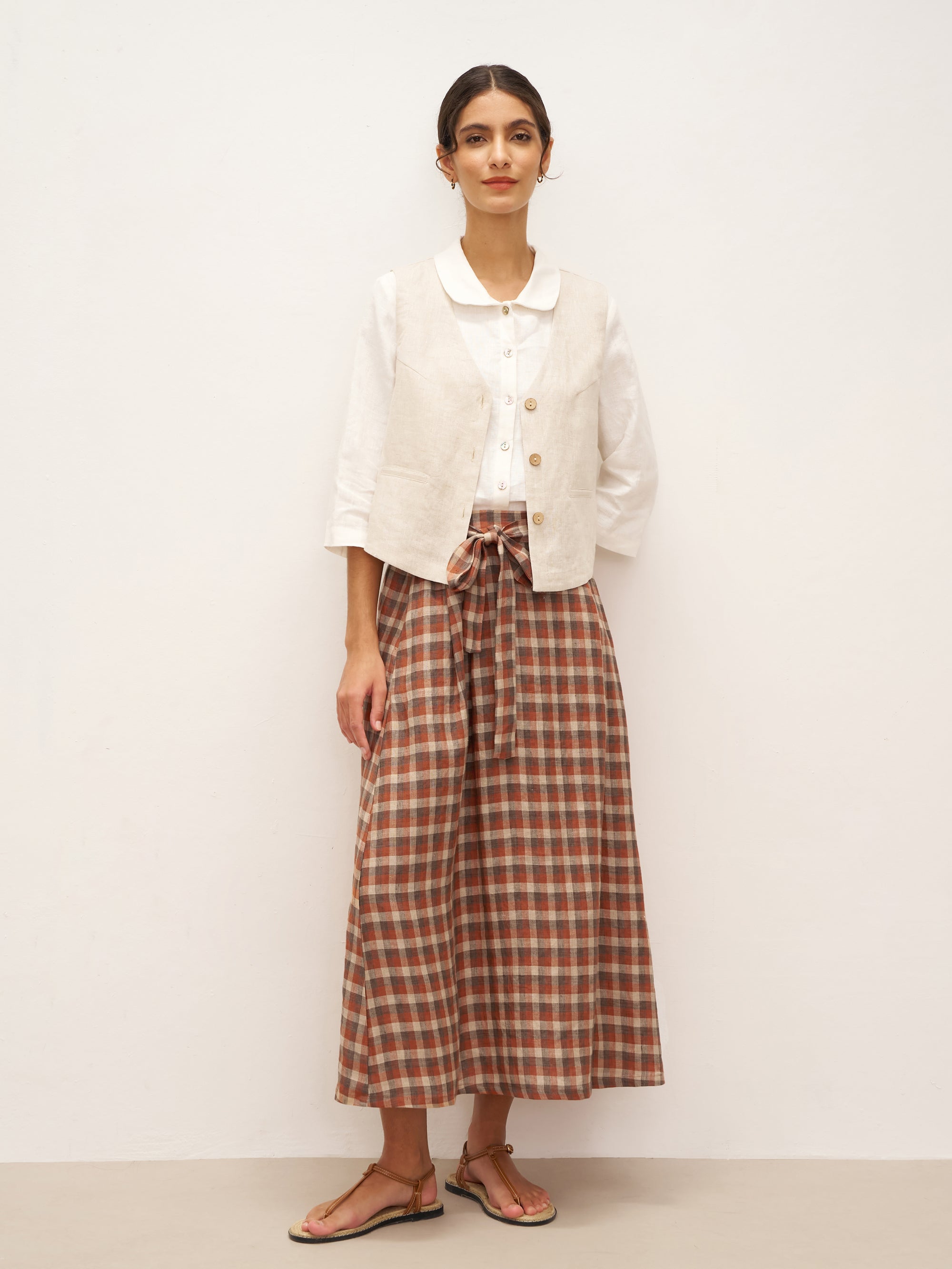 100% Linen V-Neck Buttoned Closure Vest DELIA - TOPS-Linen Vests