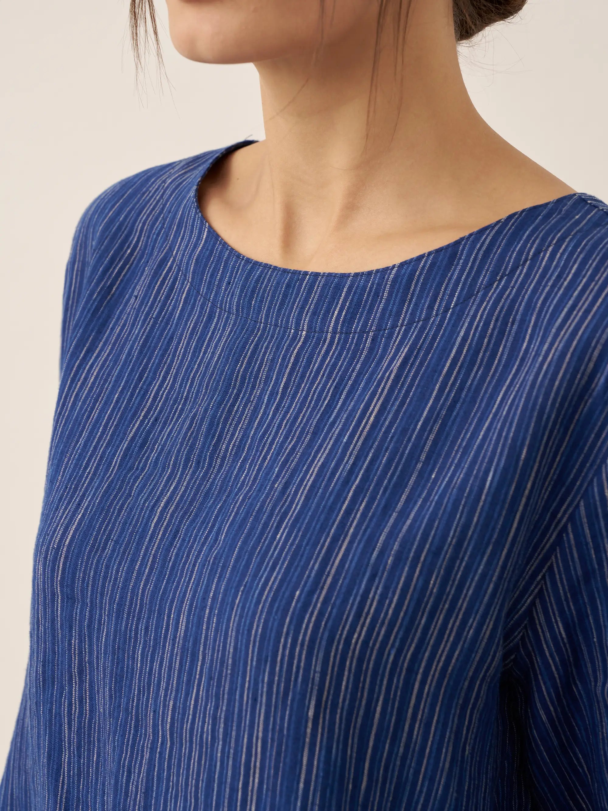 100% Linen Round Neck Artistic Stripe Top