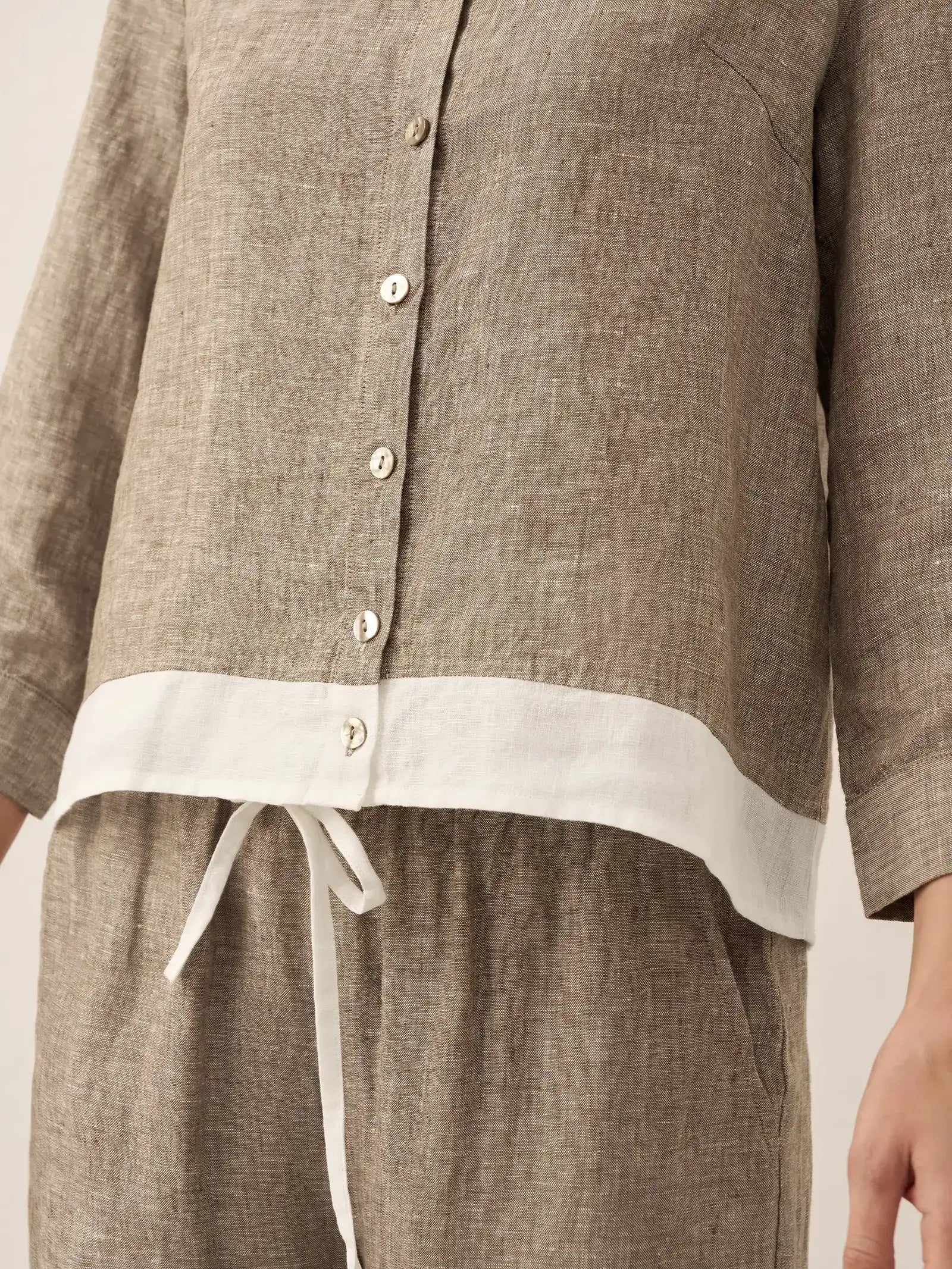 100% Linen Buttoned Closure Color-Blocked Shirt JANICE