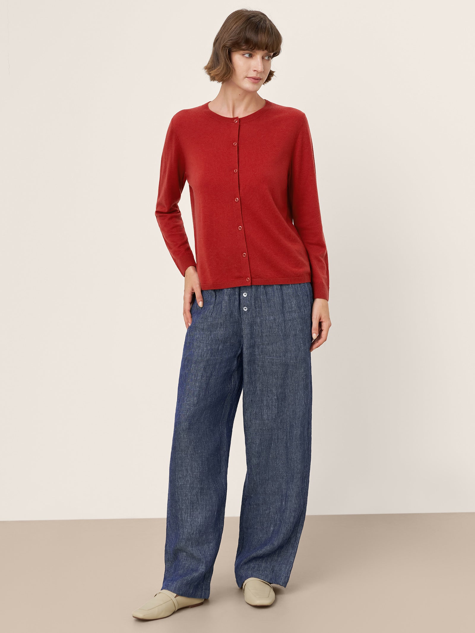100% Extra-Fine Merino Wool Buttoned Knit Cardigan CAYLA by LINTICO for women