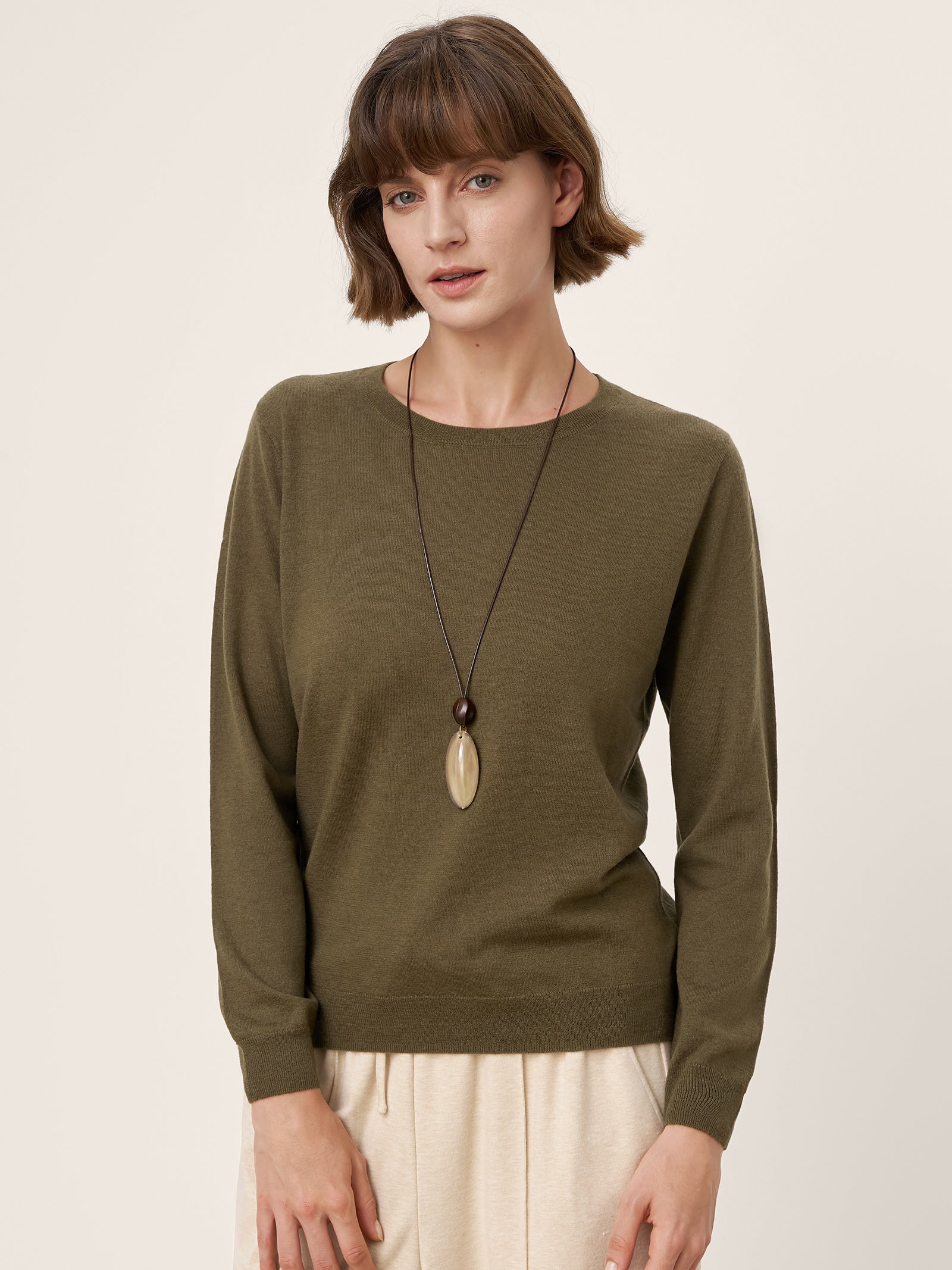 100% Extra-Fine Merino Wool Essential Crew Neck Knit Sweater BRIDGET by LINTICO for women