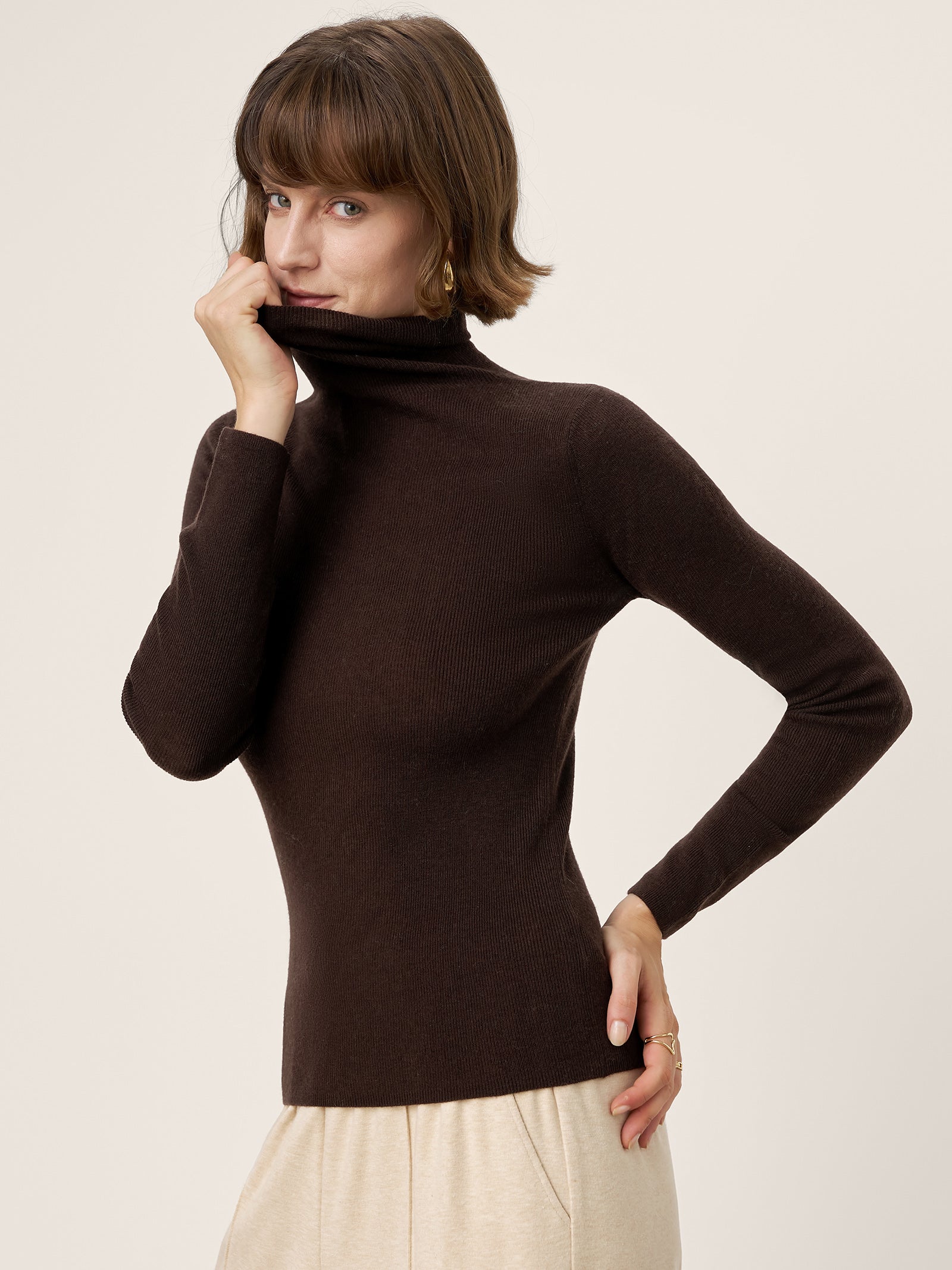 100% Extra-Fine Merino Wool Turtleneck Knit Sweater JOLENE by LINTICO for women