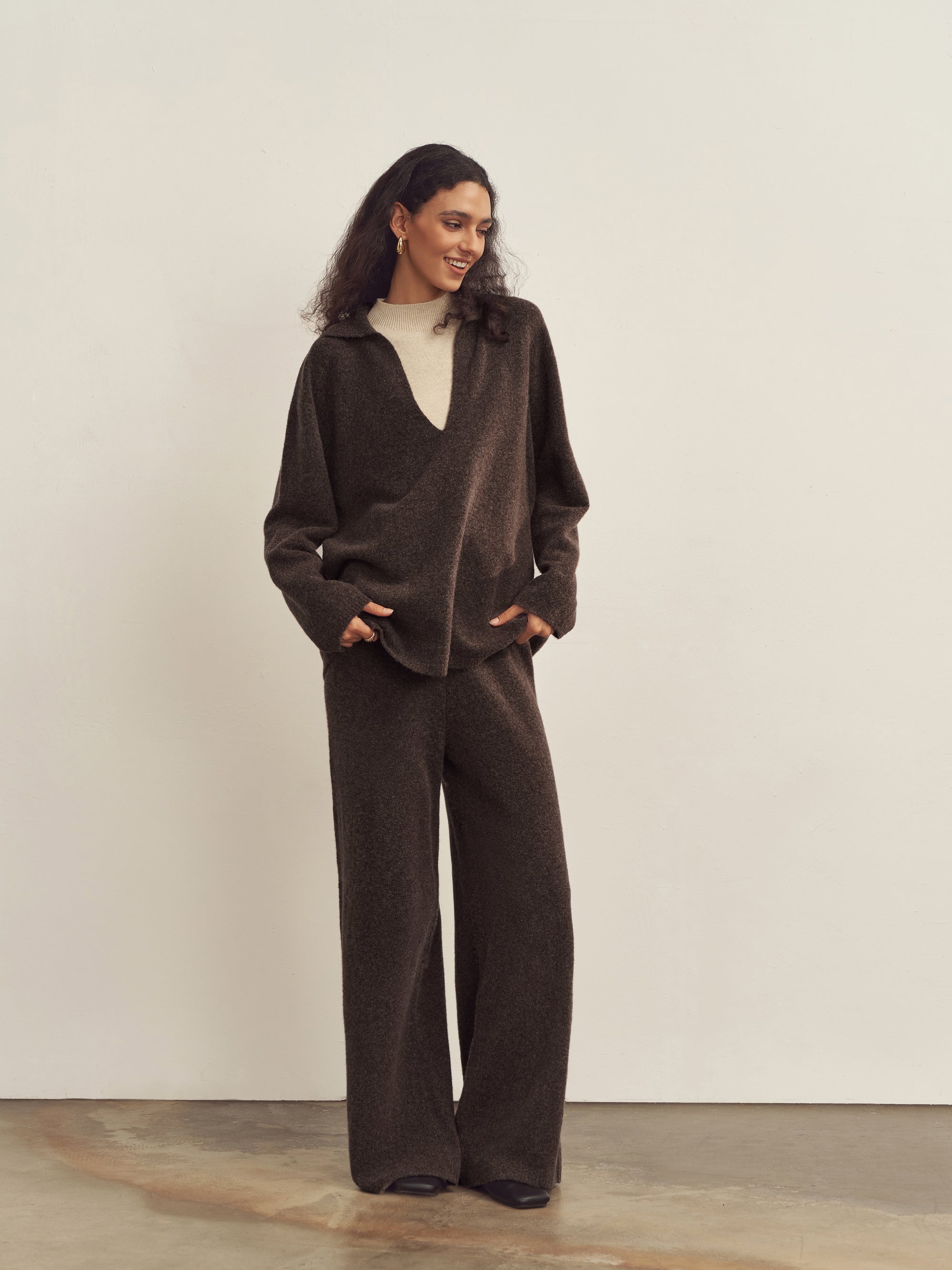 Merino Wool V-Neck Collar Sweater With Elastic Palazzo Pants