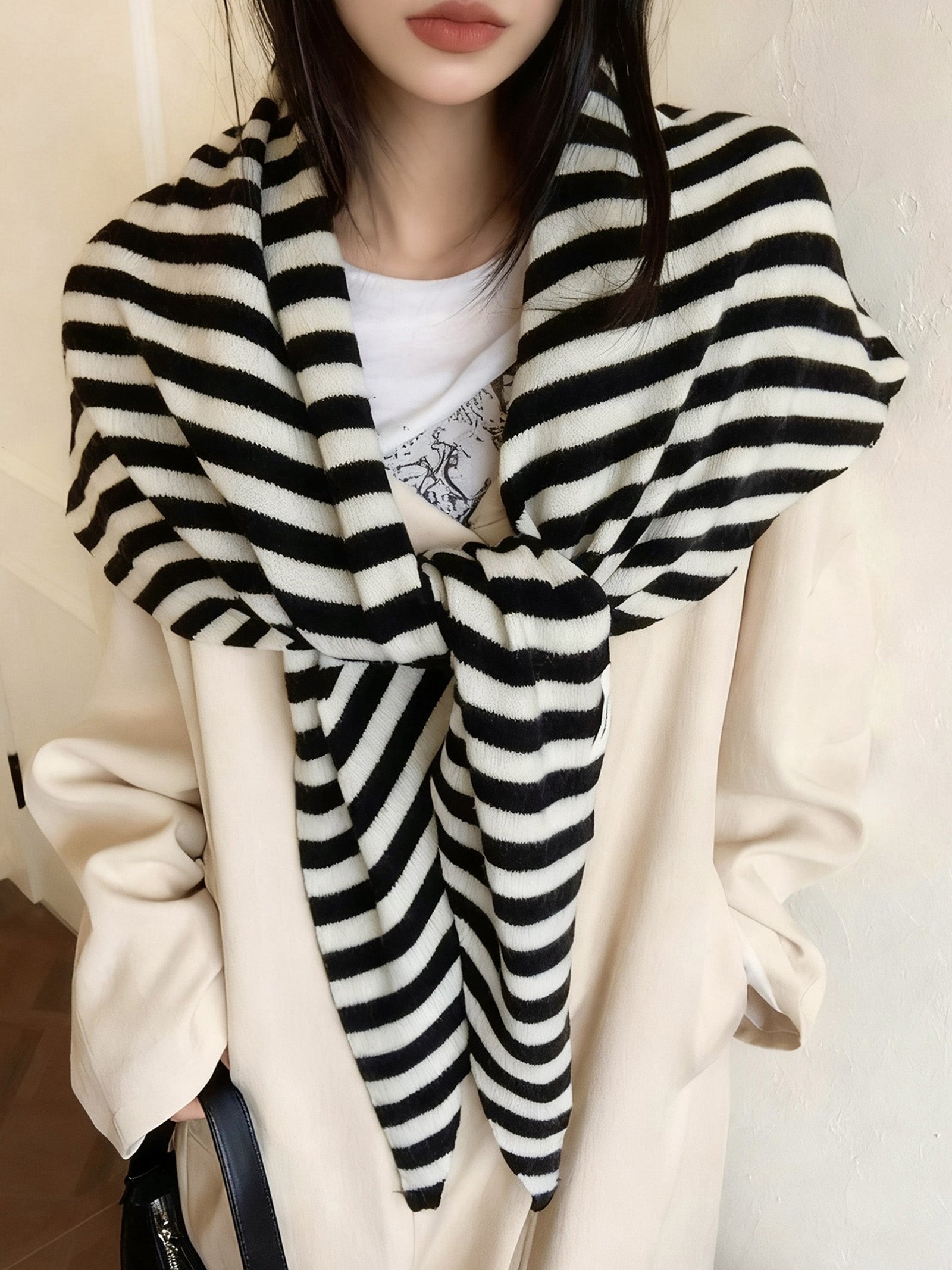 100% Australian Wool Hand-Knit Shawl Scarf