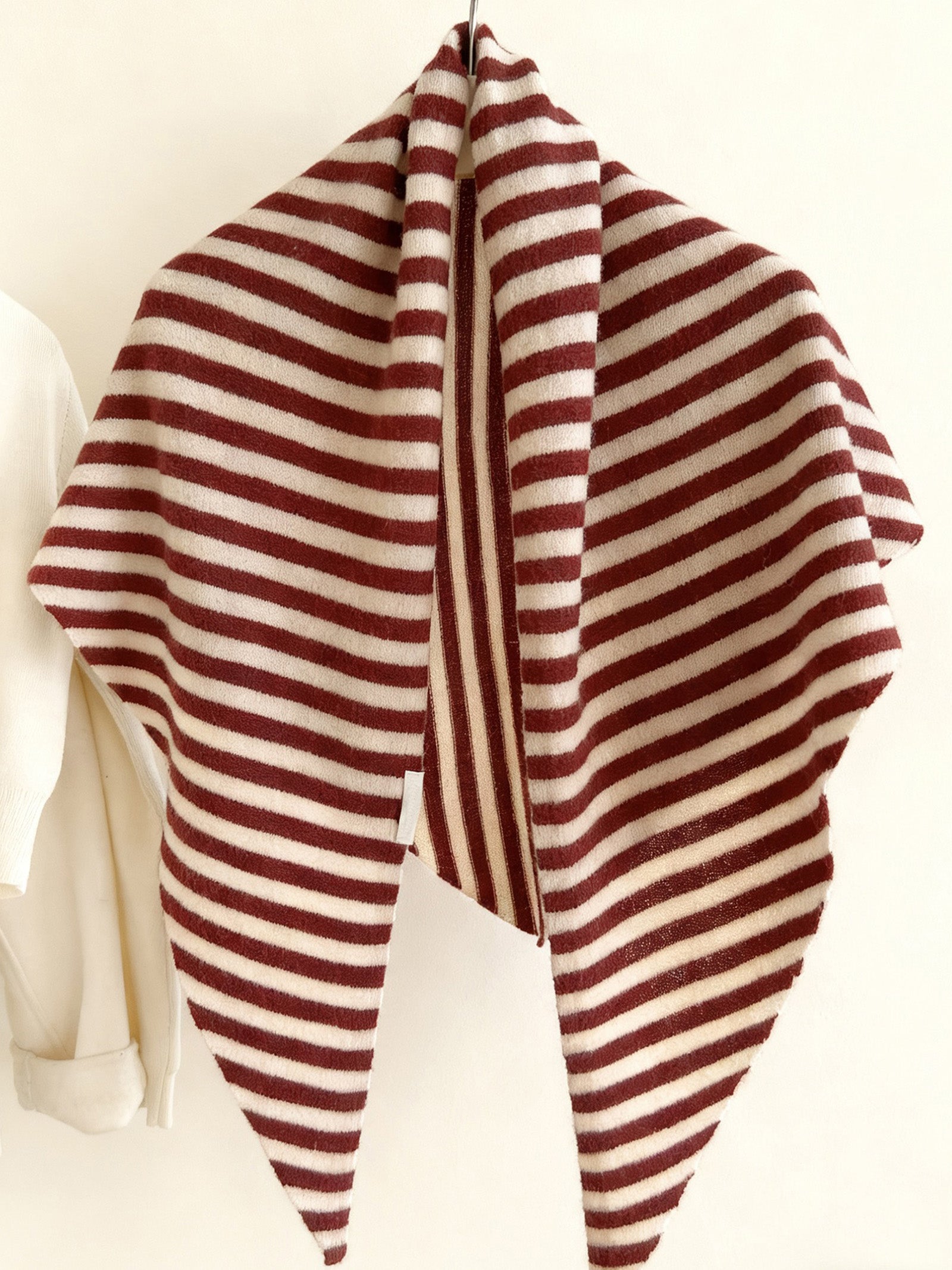 100% Australian Wool Hand-Knit Shawl Scarf