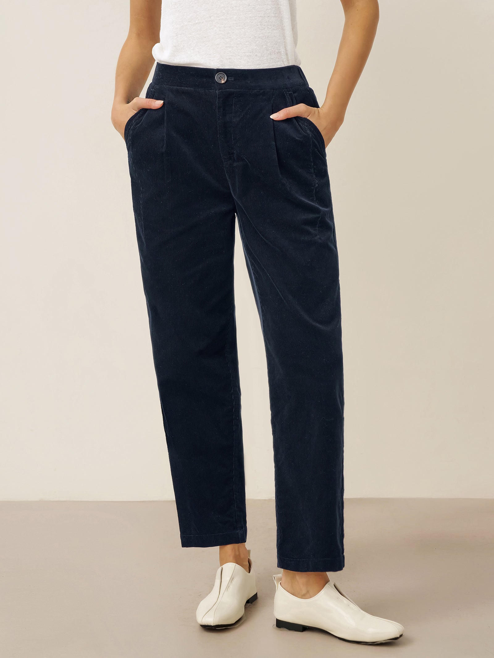 Cotton Elastic Waist Tapered Pants NIKKI by LINTICO for women