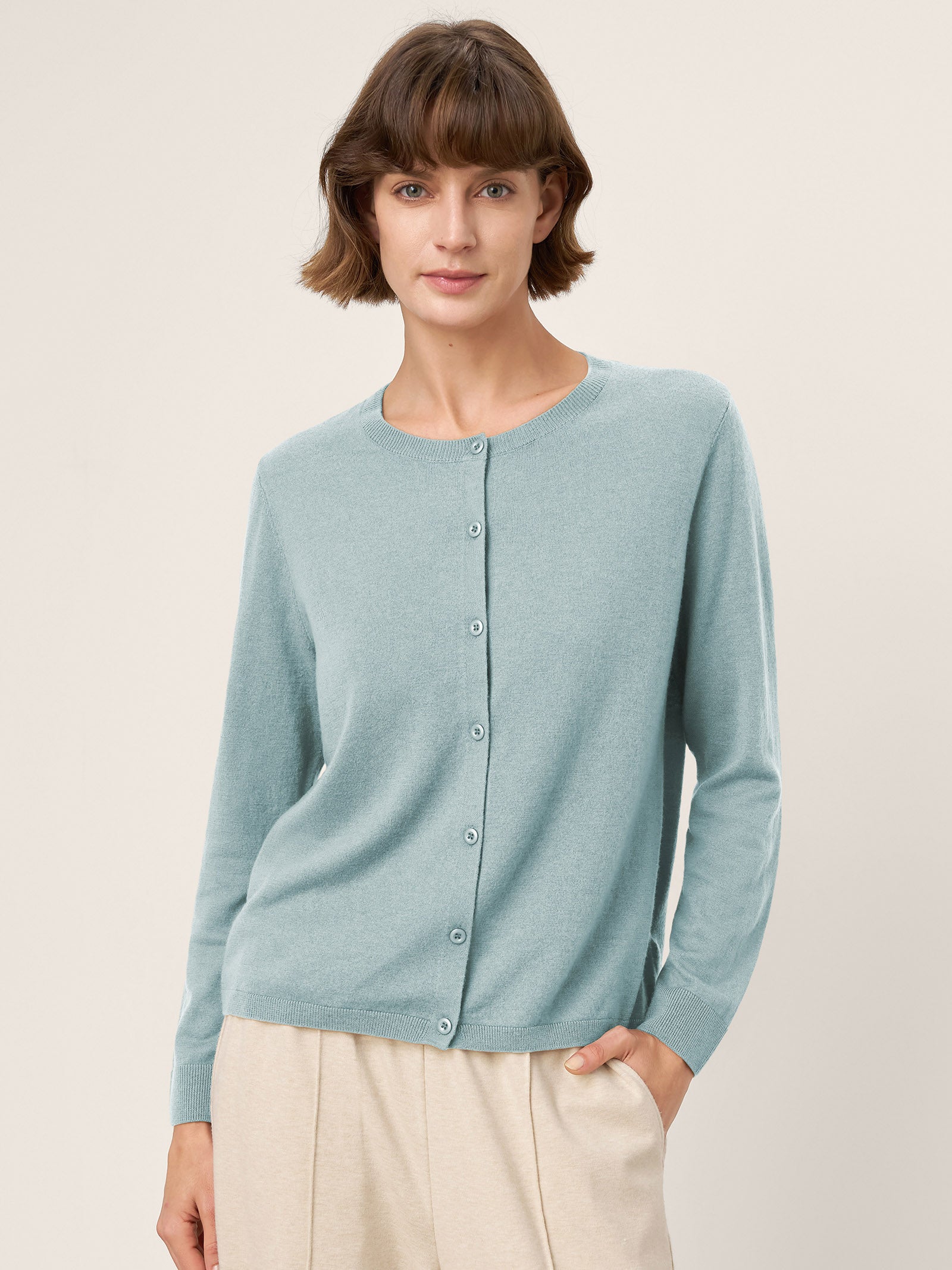 100% Extra-Fine Merino Wool Buttoned Knit Cardigan CAYLA by LINTICO for women