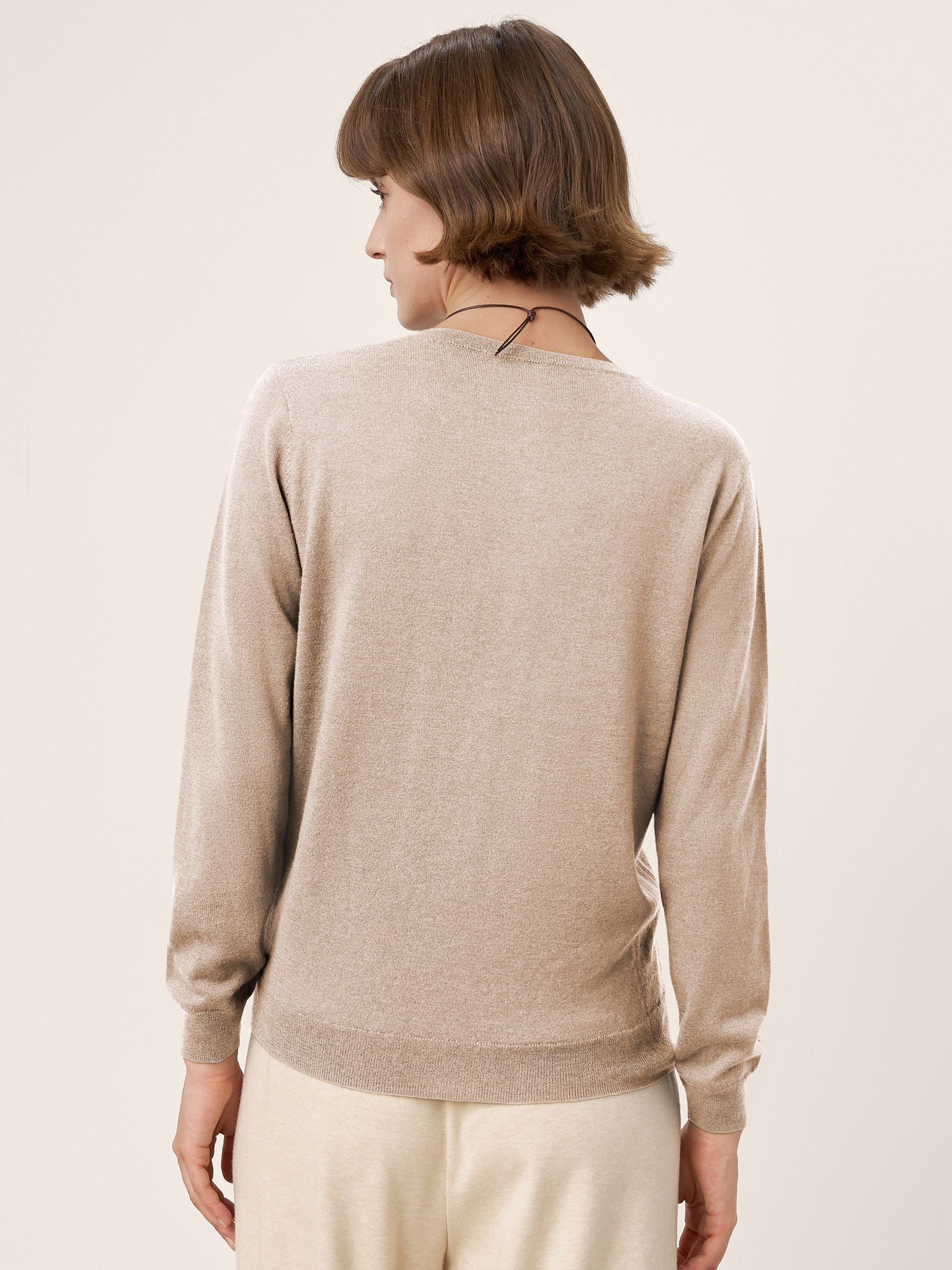 100% Extra-Fine Merino Wool Essential Crew Neck Knit Sweater BRIDGET by LINTICO for women