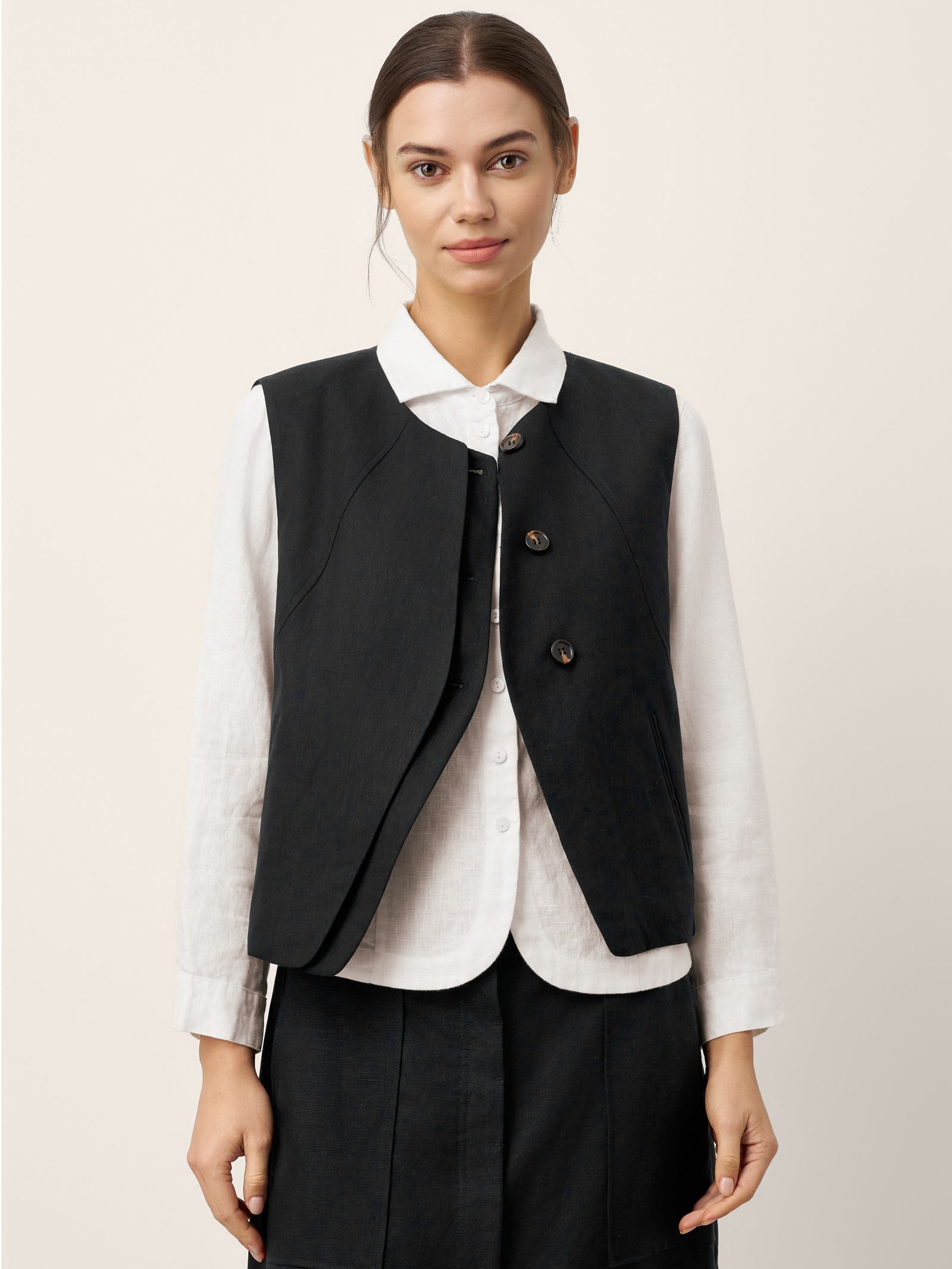 Linen-Lyocell Panel Layered Vest ODELIA by LINTICO for women