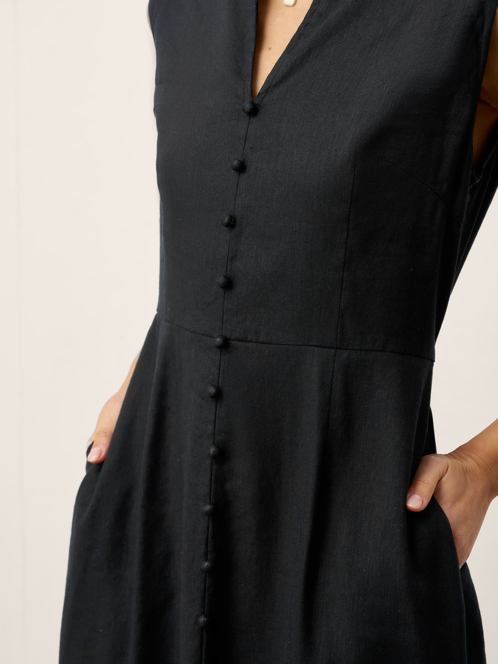 Linen-Lyocell V-Neck Sleeveless Maxi Dress WILLOW