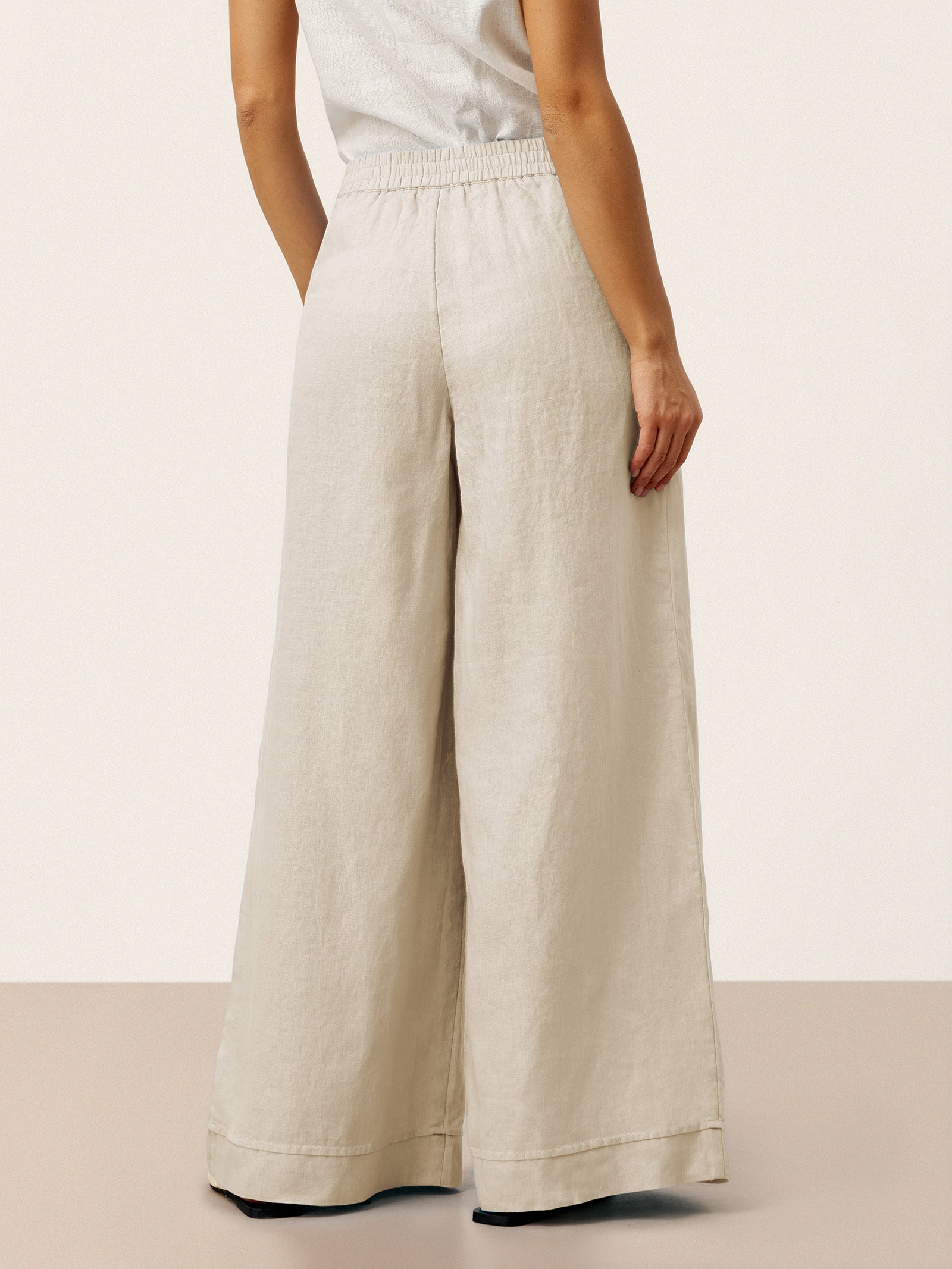 100% Linen Sculpted Pleat Elasticated Back Relaxed Pants VERIDIANA