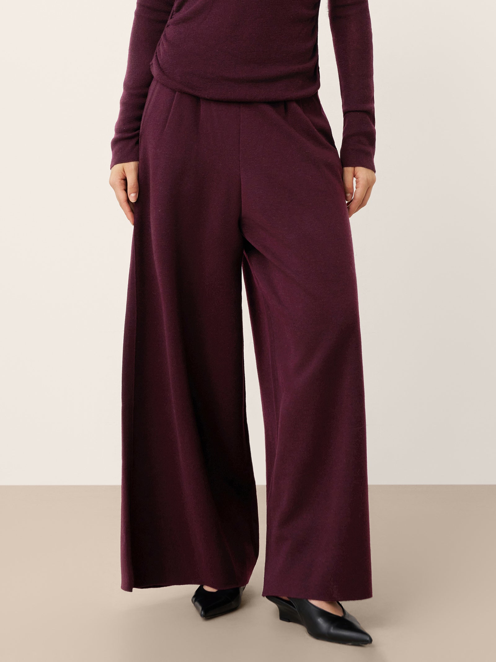 Merino Wool Elastic Waist Relaxed Straight-Leg Pants YVETTE