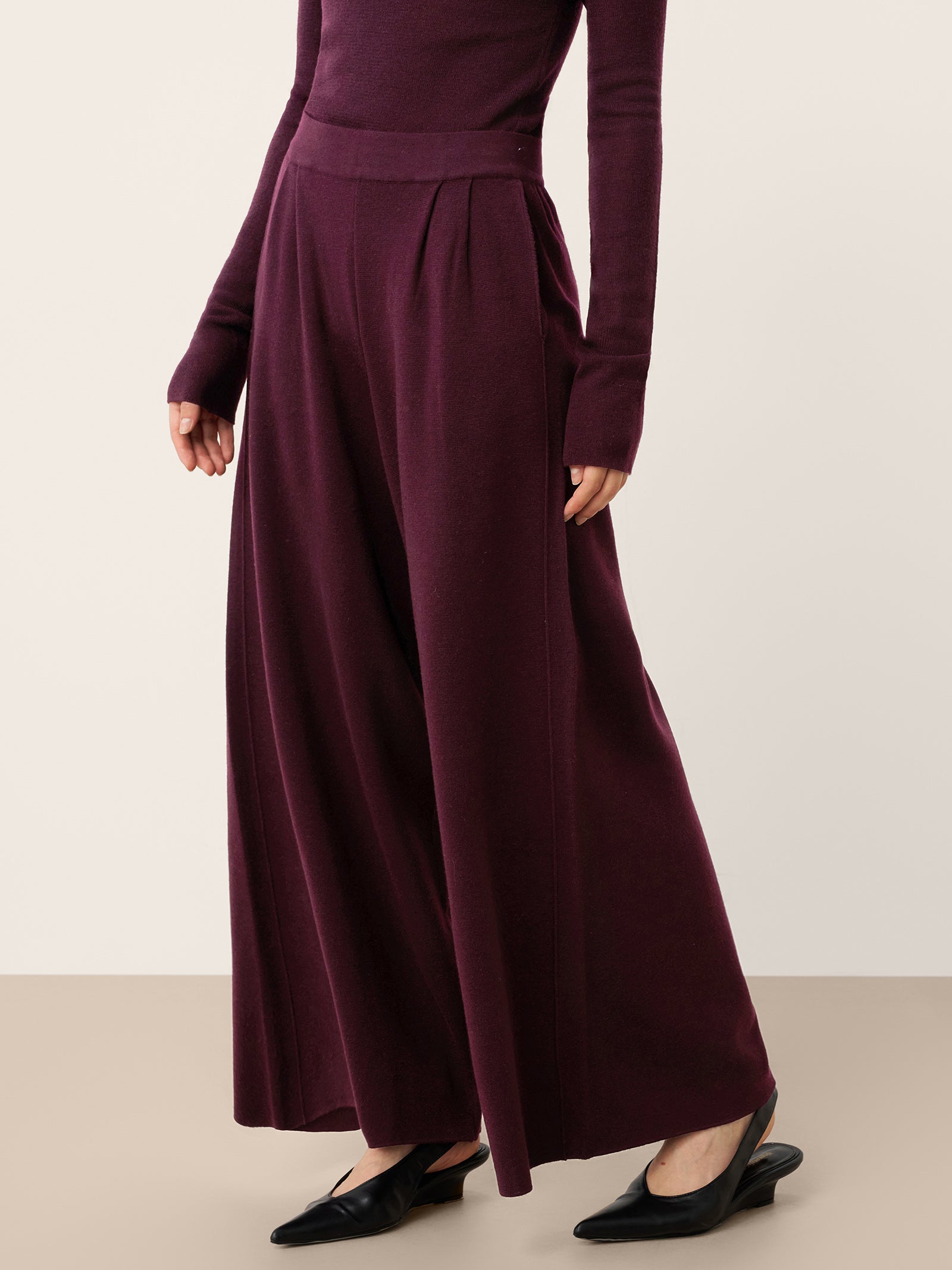 Merino Wool Elastic Waist Relaxed Straight-Leg Pants YVETTE