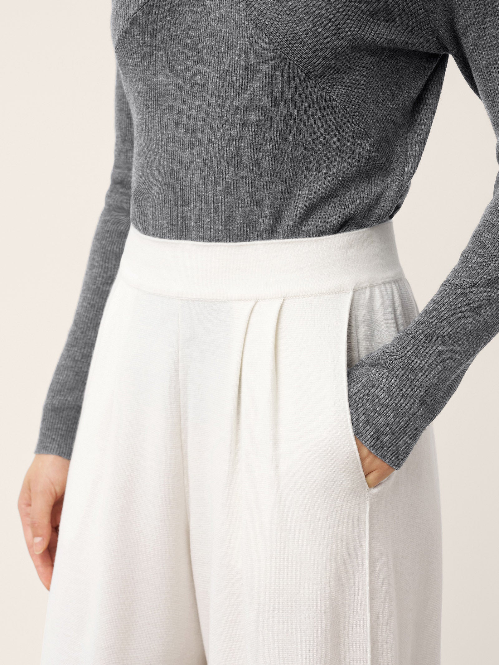 Merino Wool Elastic Waist Relaxed Straight-Leg Pants YVETTE
