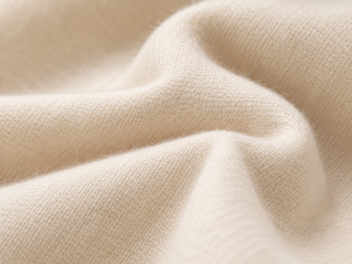 Wool-cashmere yarns and fabric selected for winter dressing