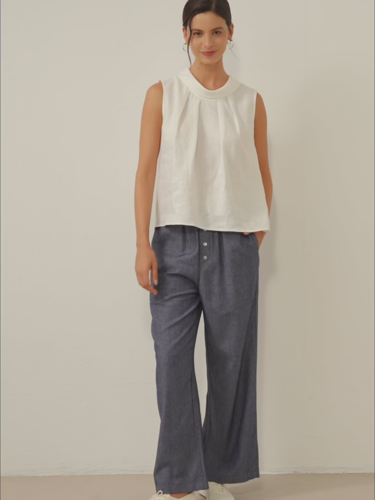 100% Linen Structured Collar Sleeveless Blouse BLAIR